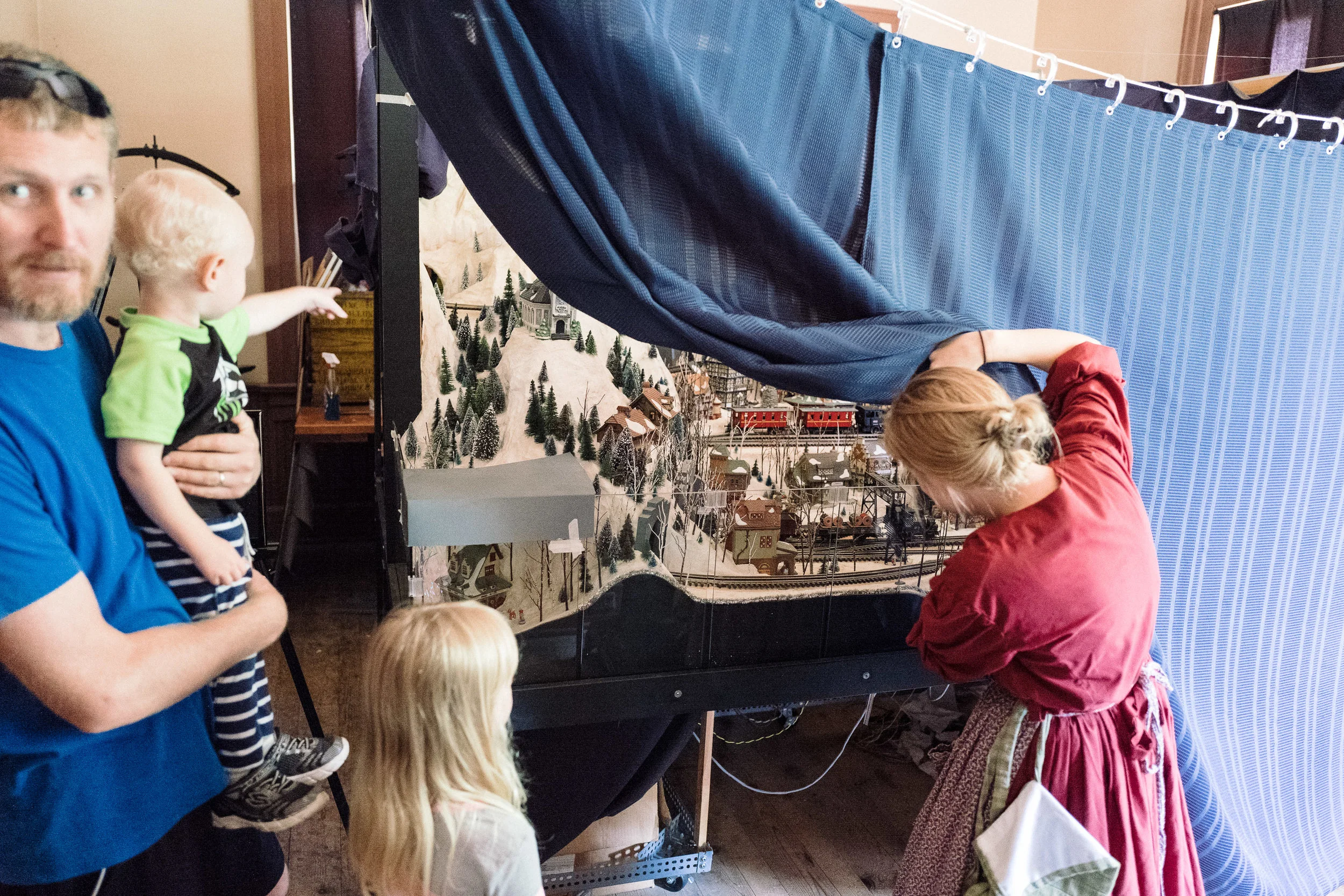 Photowalk from the Heritage Village Museum in Sharon Woods with the Cincinnati Preservation Collective. Photo by Chris Glass