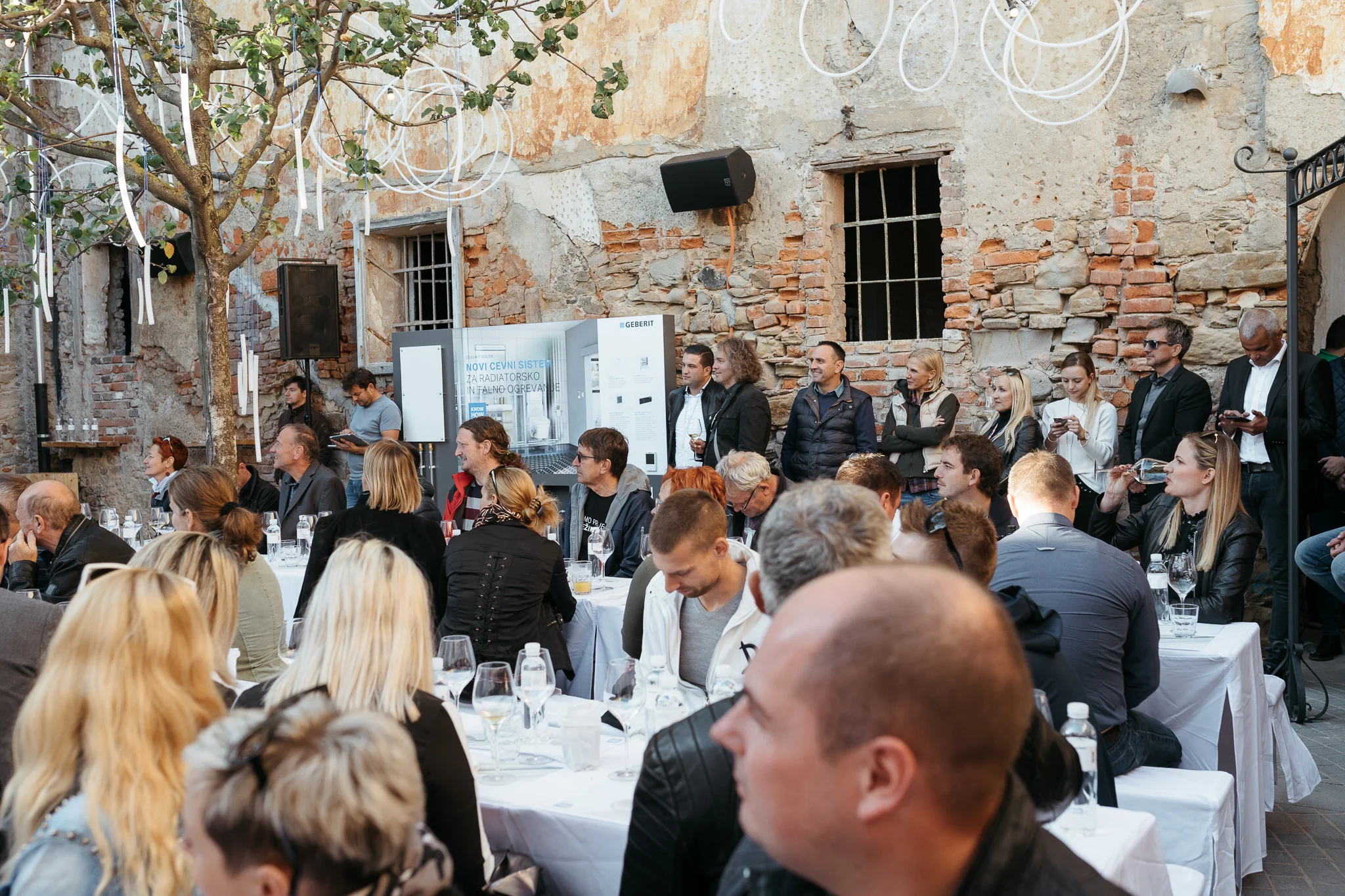 DSC_1054 - 2048px.JPG