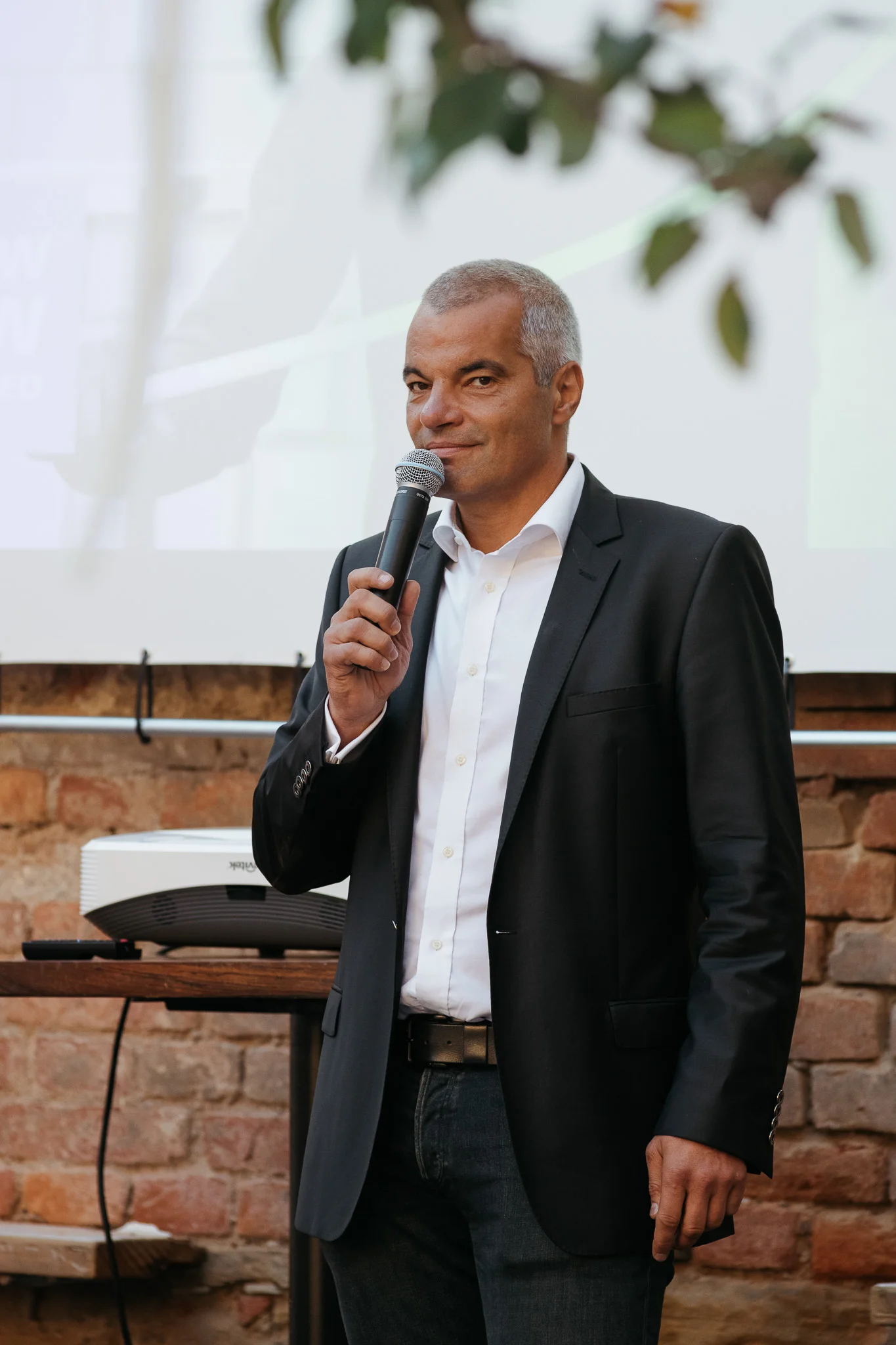 DSC_1085 - 2048px.JPG