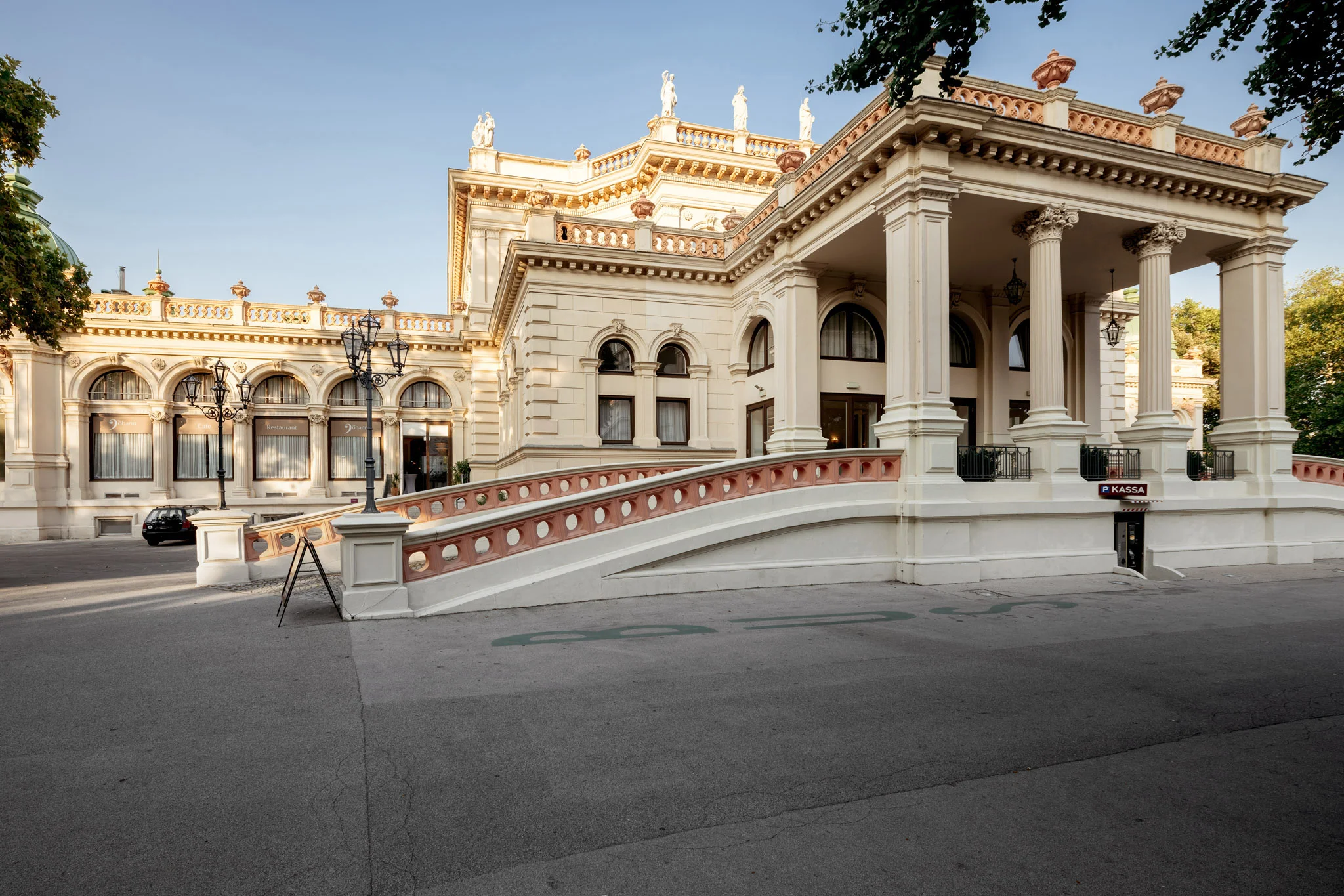 DSC_5373 - 2048px.jpg