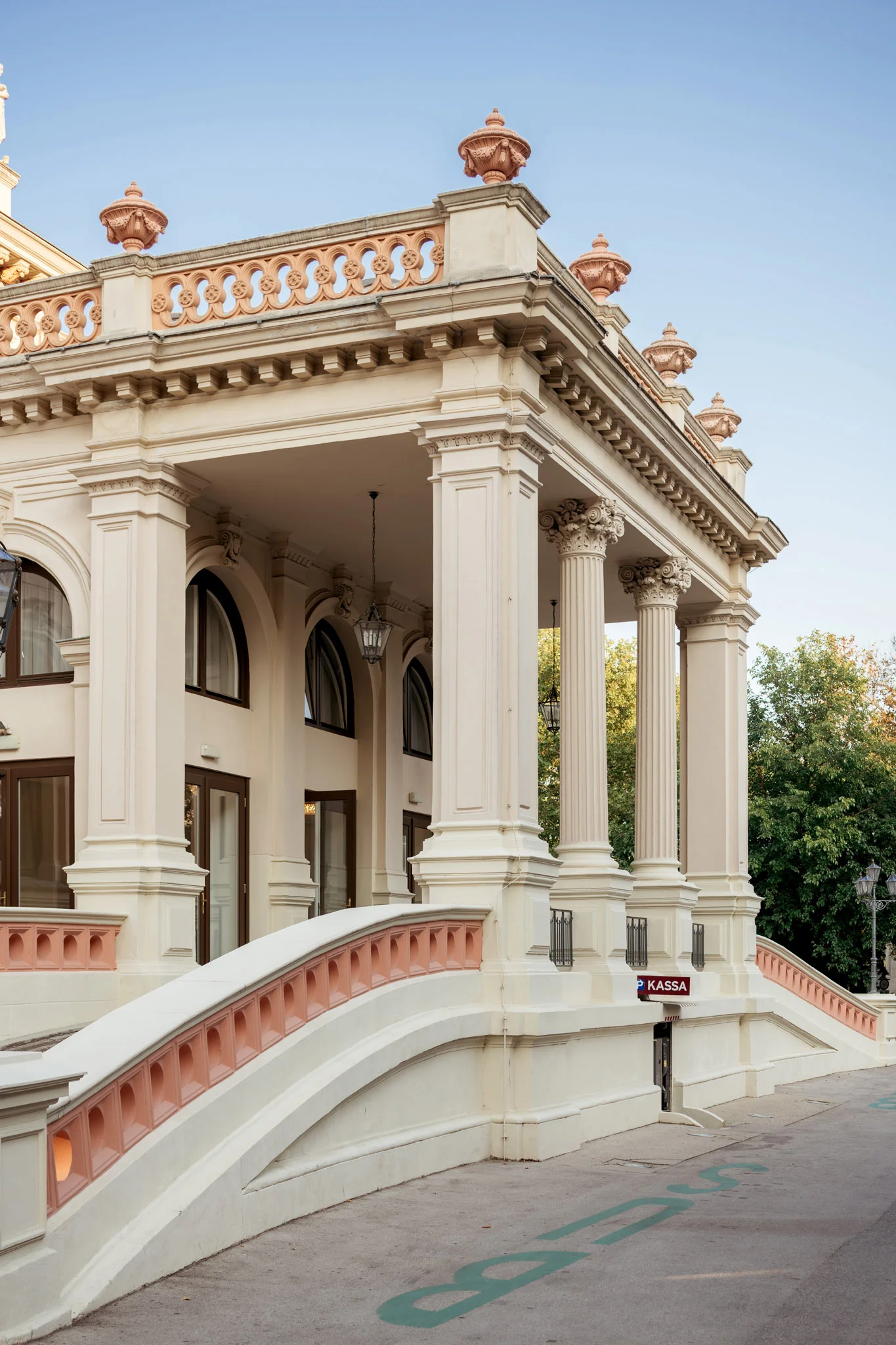 DSC_5375 - 2048px.jpg