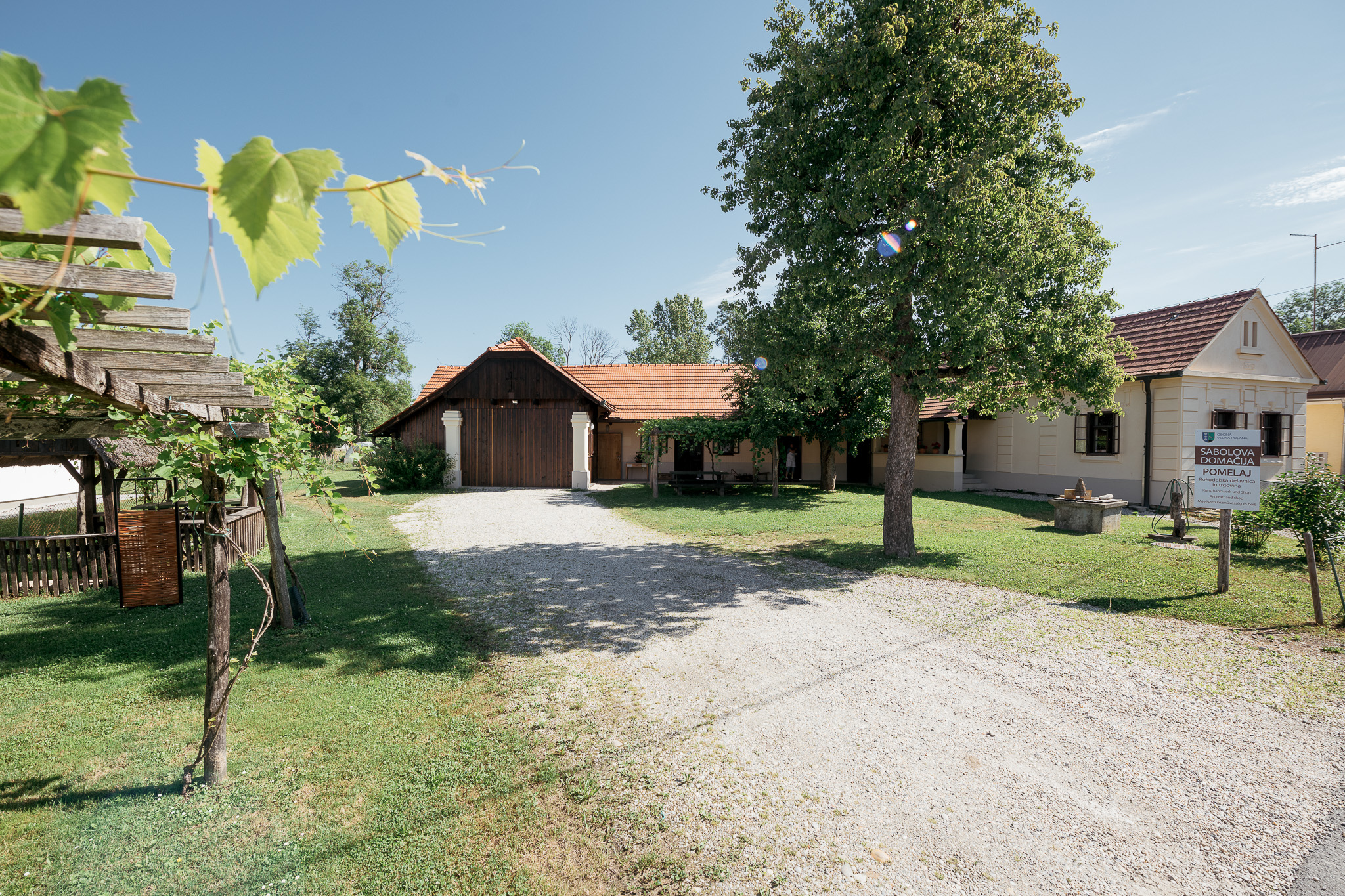 Pomelaj - 1803 - 2048px.JPG