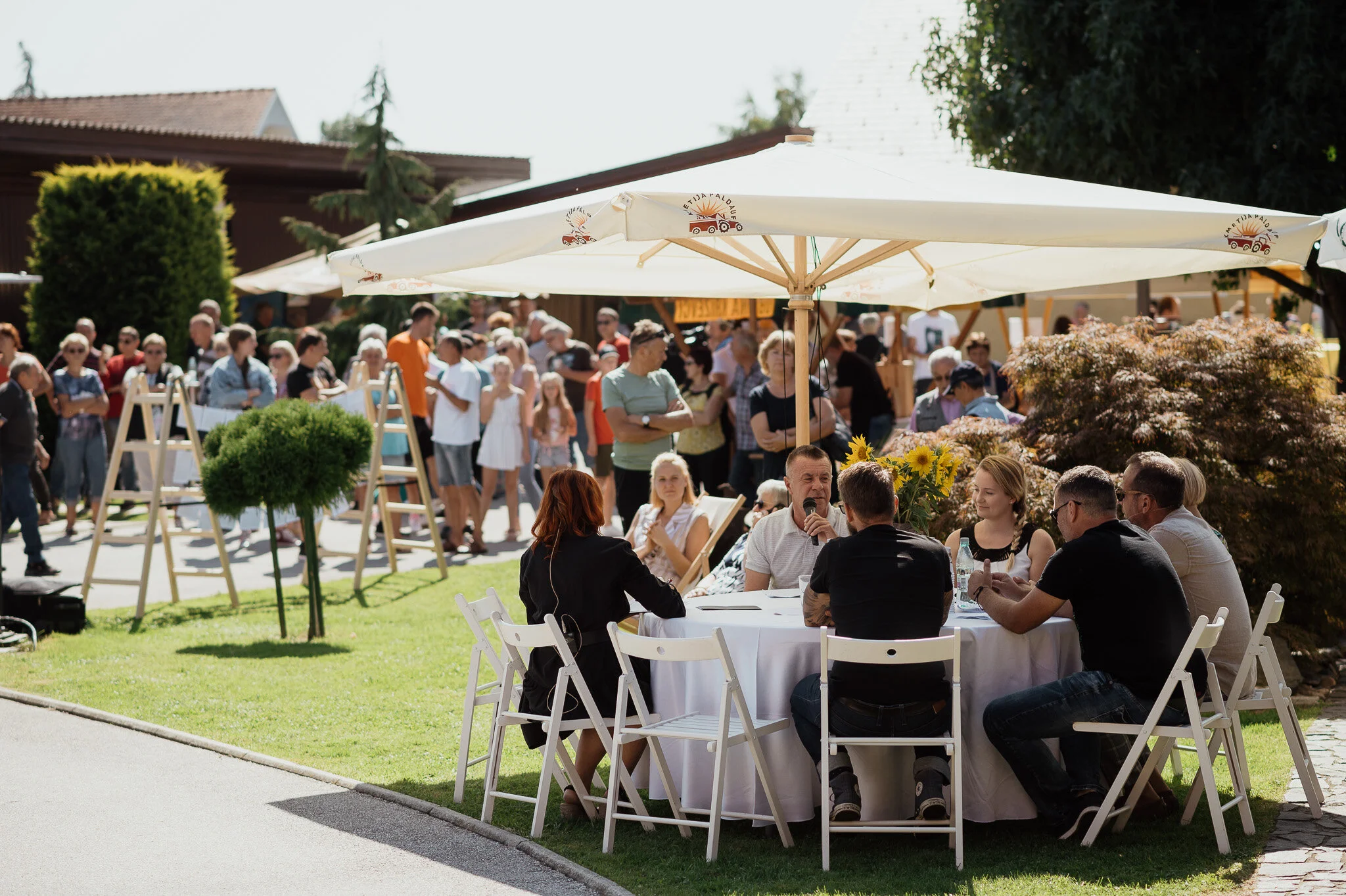 DSC_9343 - 2048px.JPG