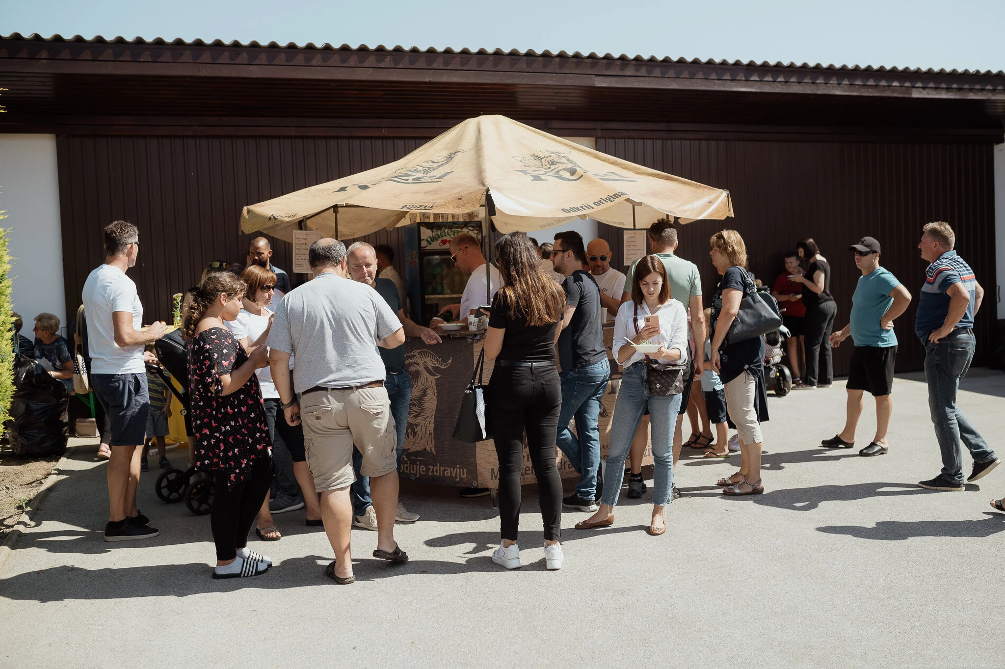 DSC_9658 - 2048px.JPG