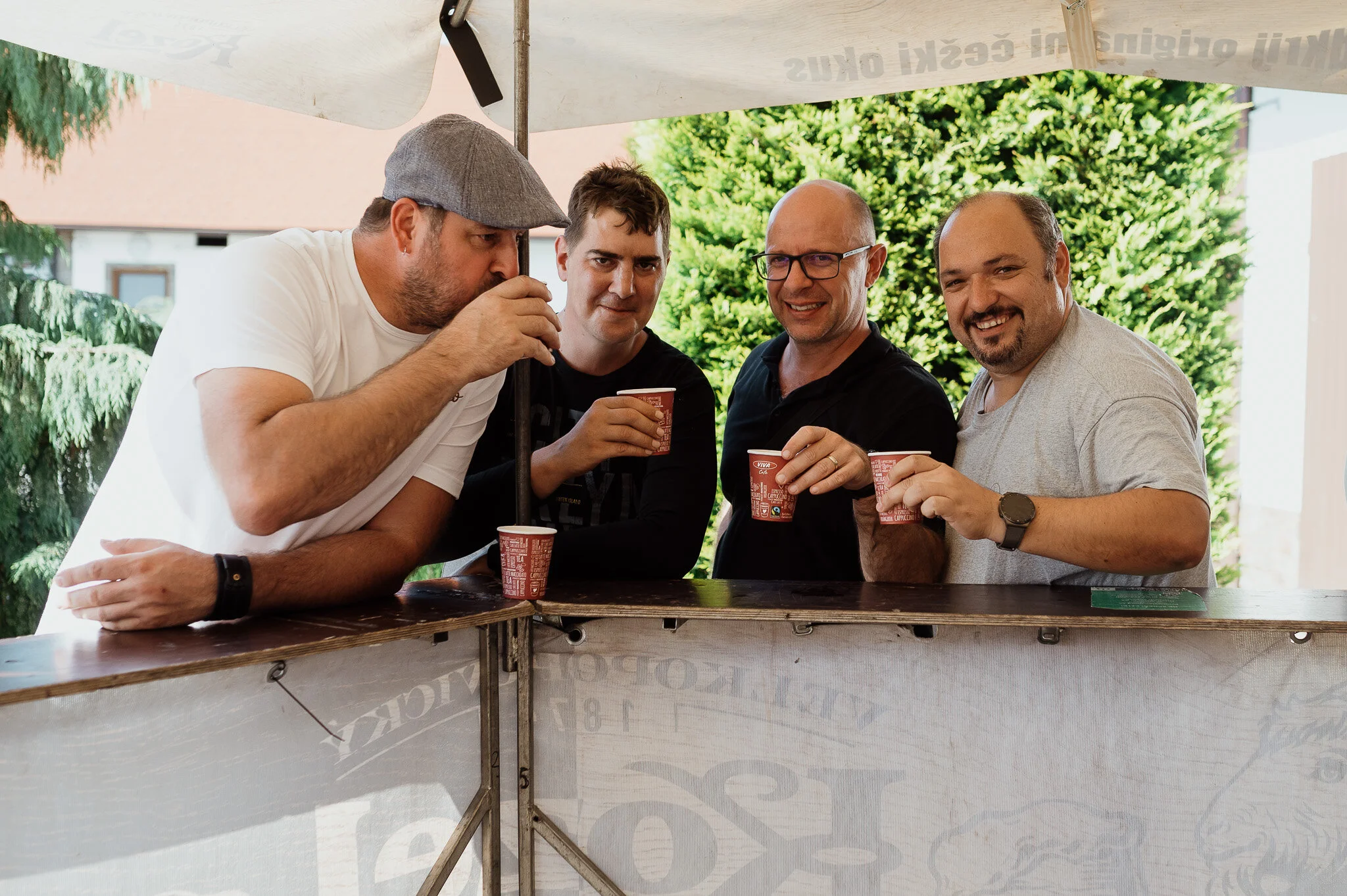 DSC_9872 - 2048px.JPG