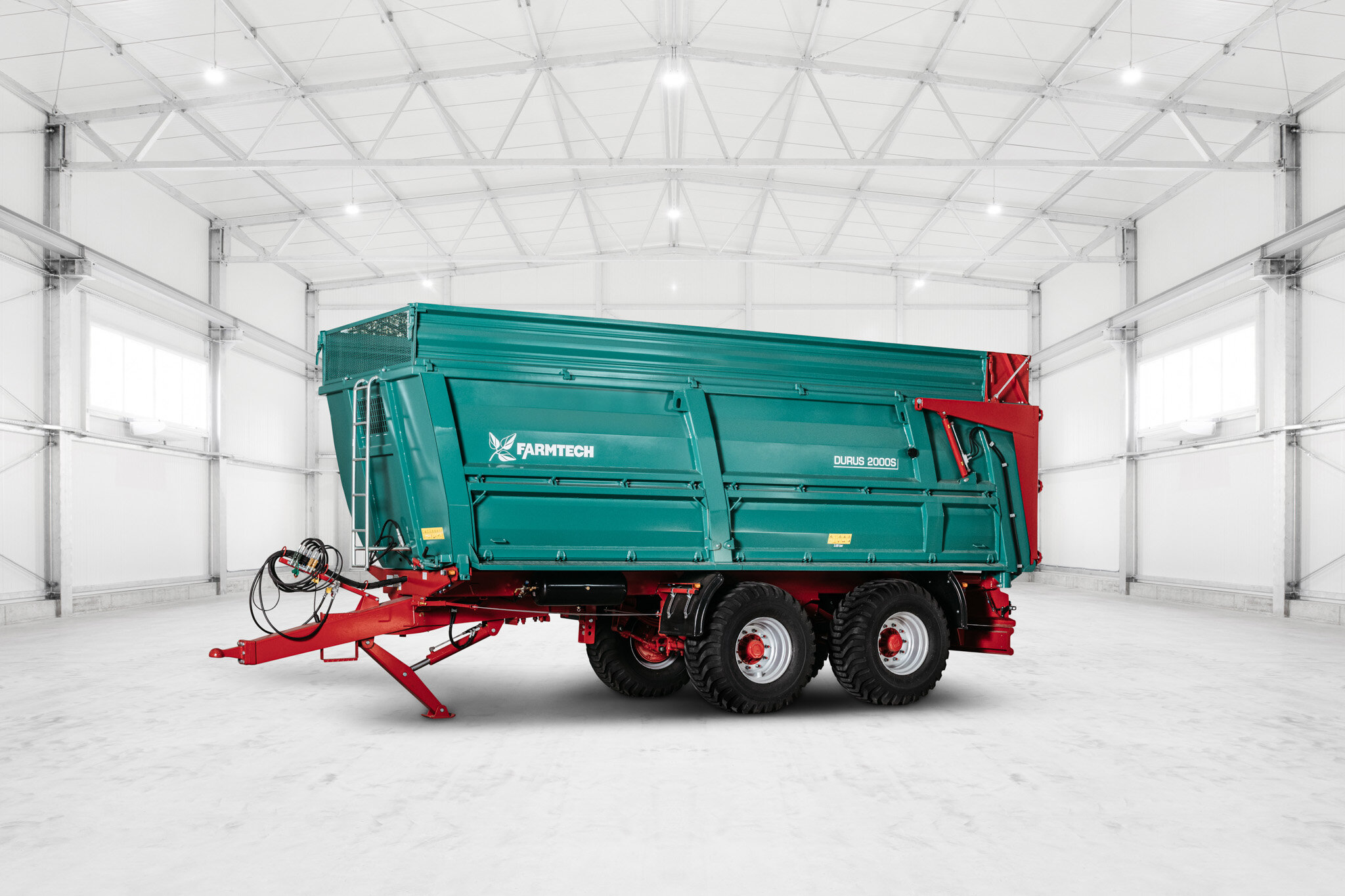 Farmtech Durus 2000S - 2048px.JPG