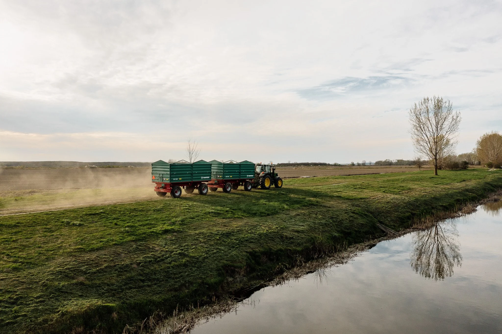 DJI_0934 - 2048px.JPG
