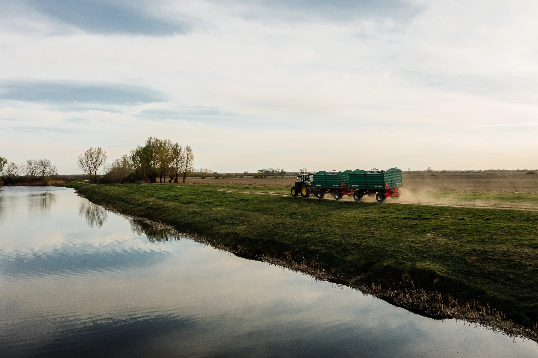 DJI_0942 - 2048px.JPG
