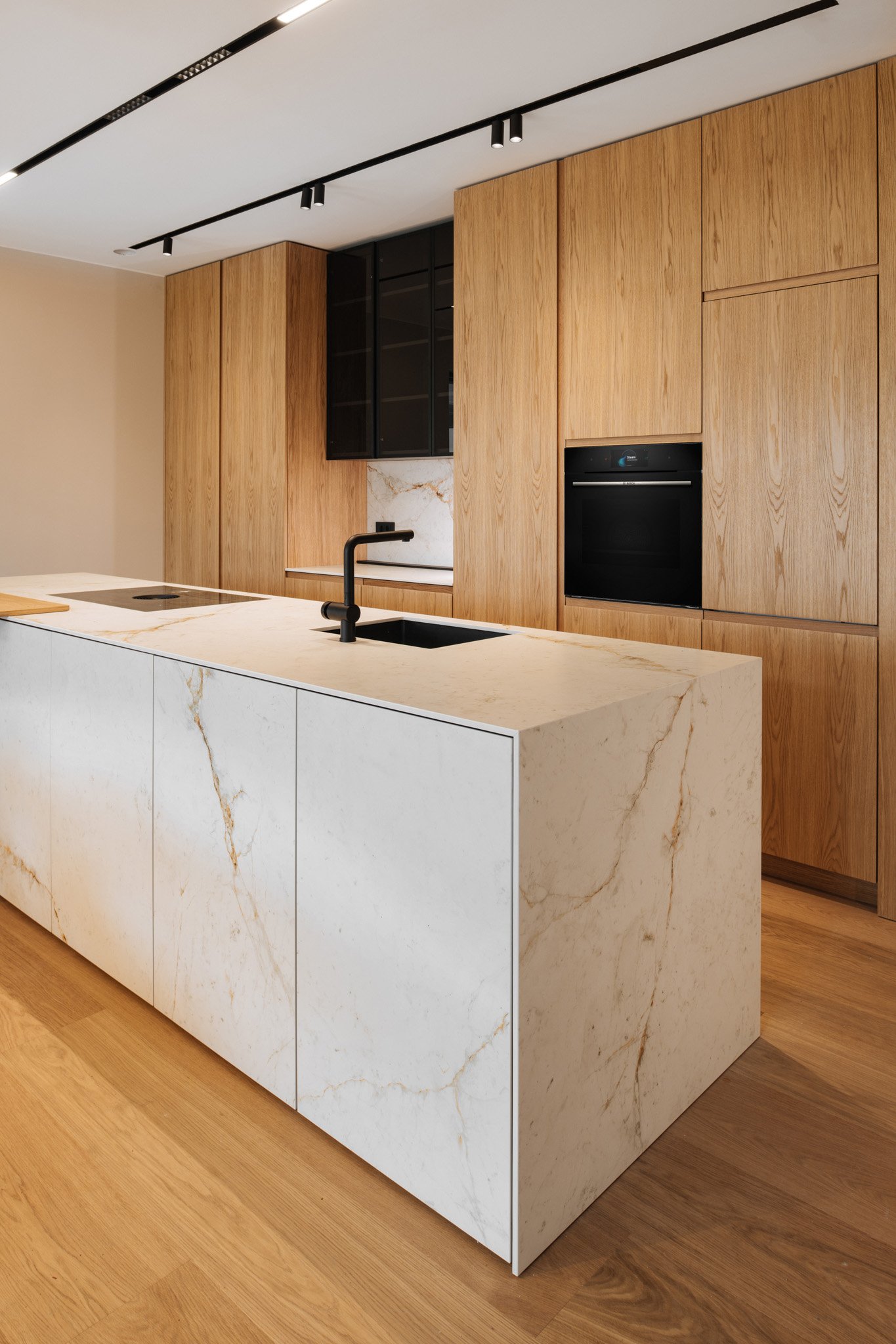 REF_2493 - 2048px.JPG