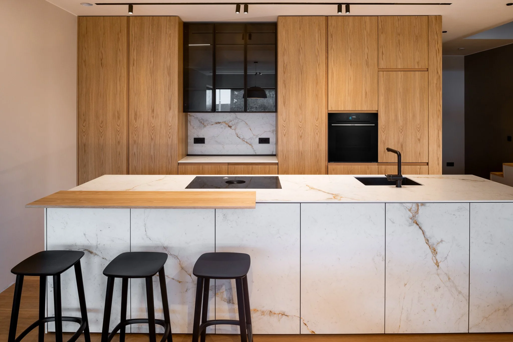 REF_2523 - 2048px.JPG