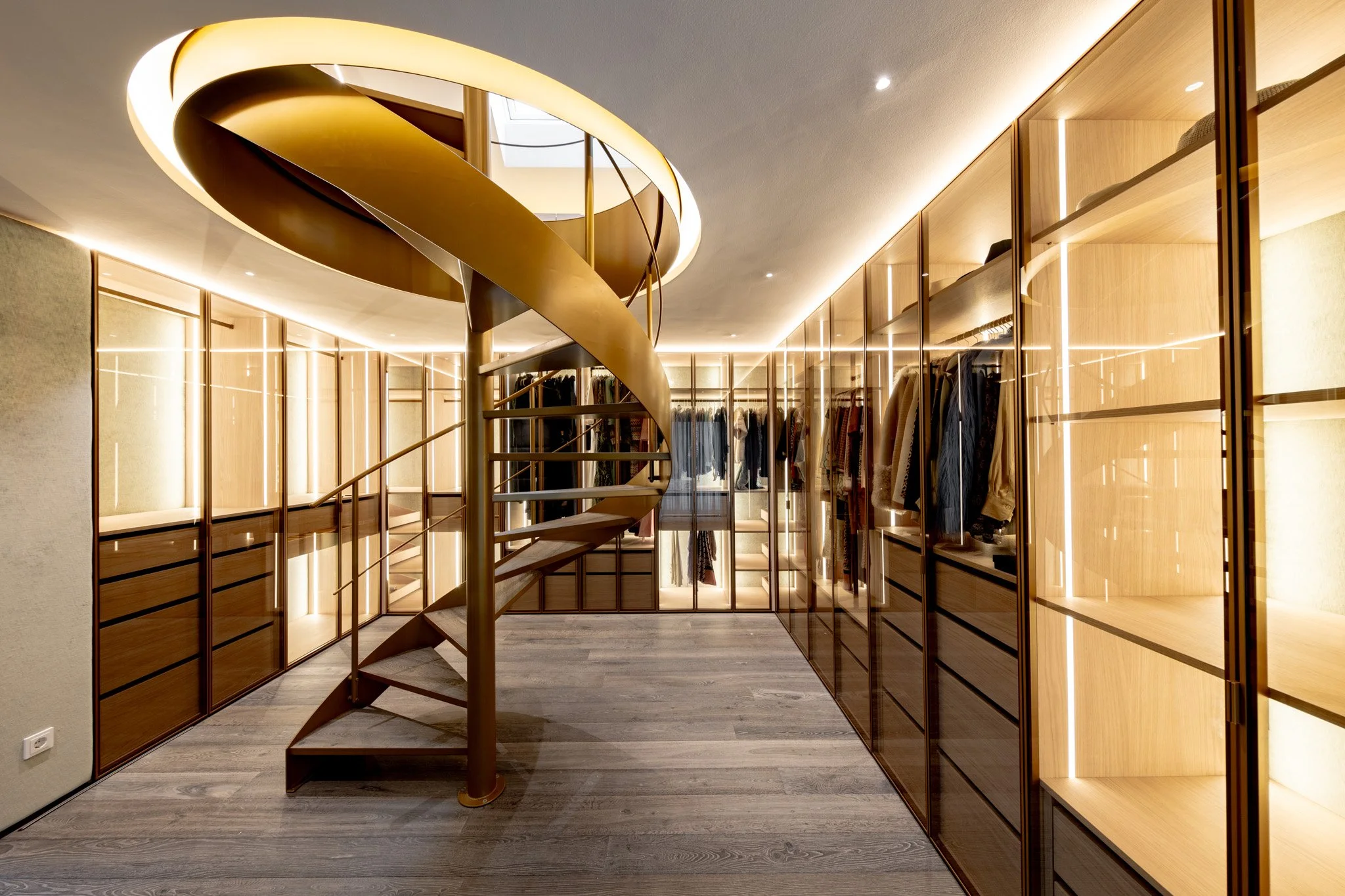 REF_0696 - 2048px.JPG