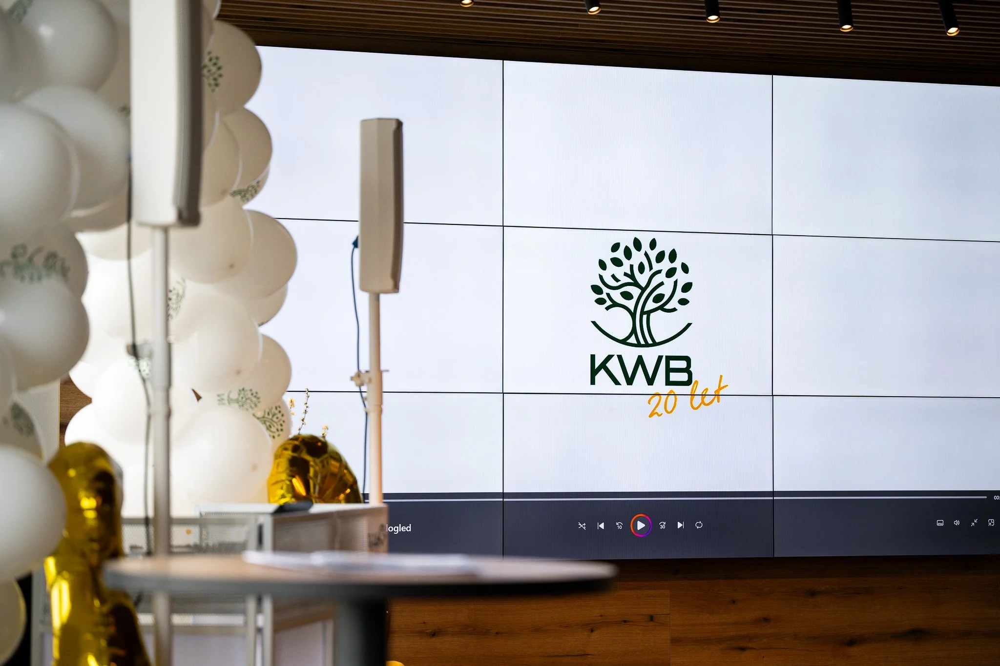 REF_4031 - 2048px.JPG