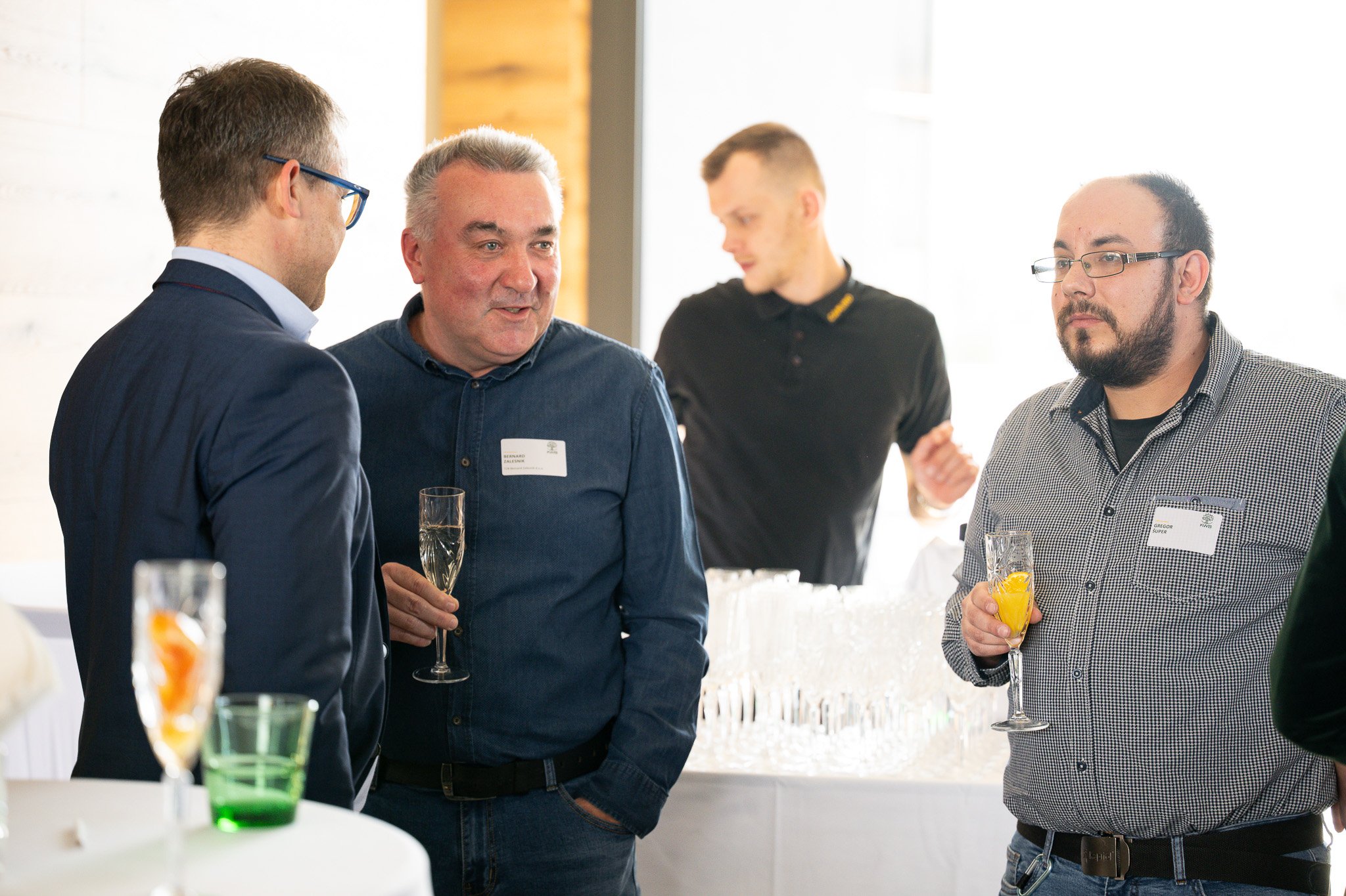 REF_4041 - 2048px.JPG