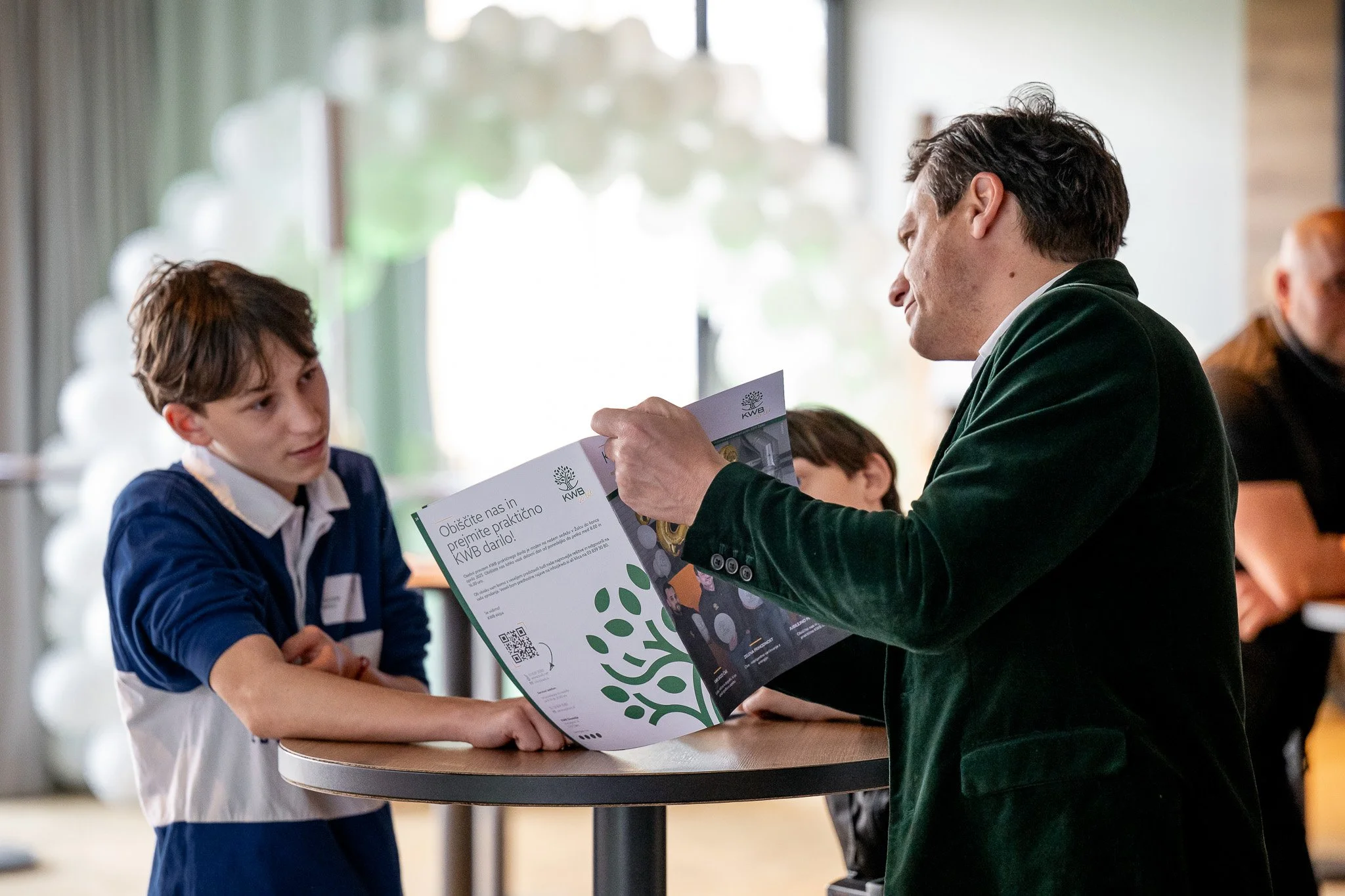 REF_4217 - 2048px.JPG