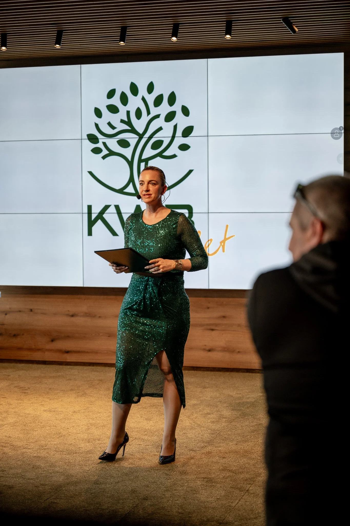 REF_4292 - 2048px.JPG