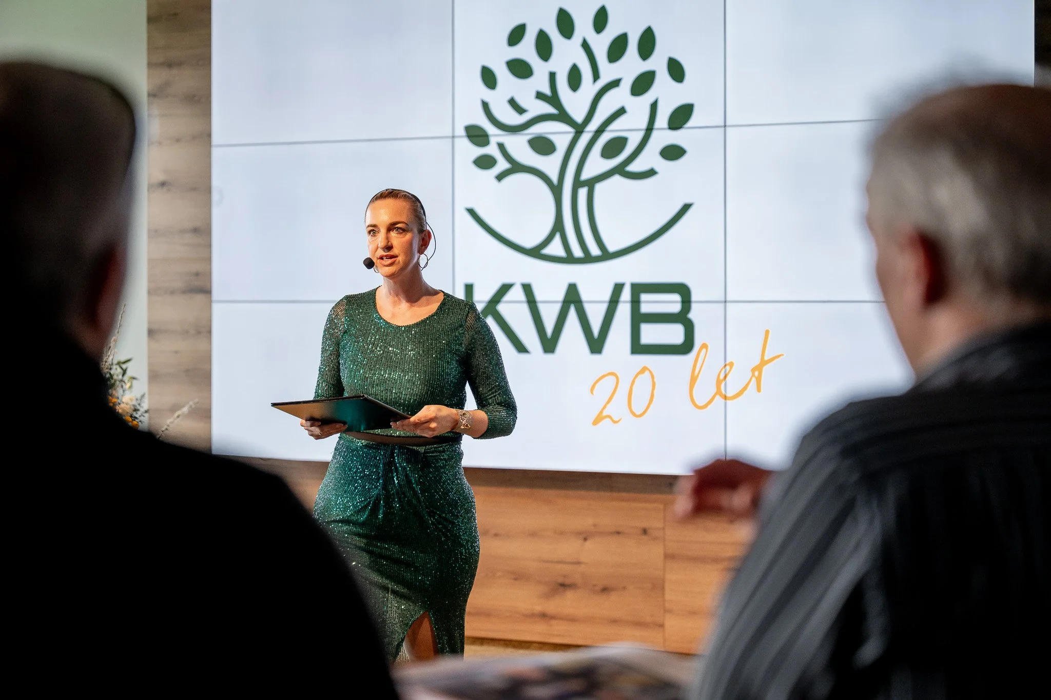 REF_4297 - 2048px.JPG