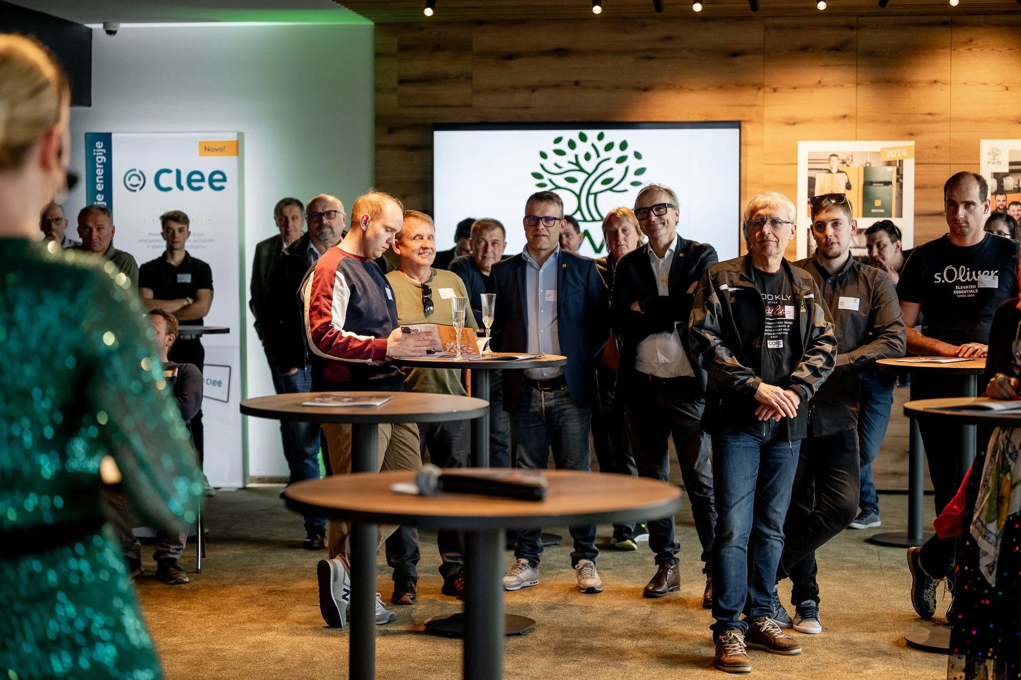 REF_4350 - 2048px.JPG