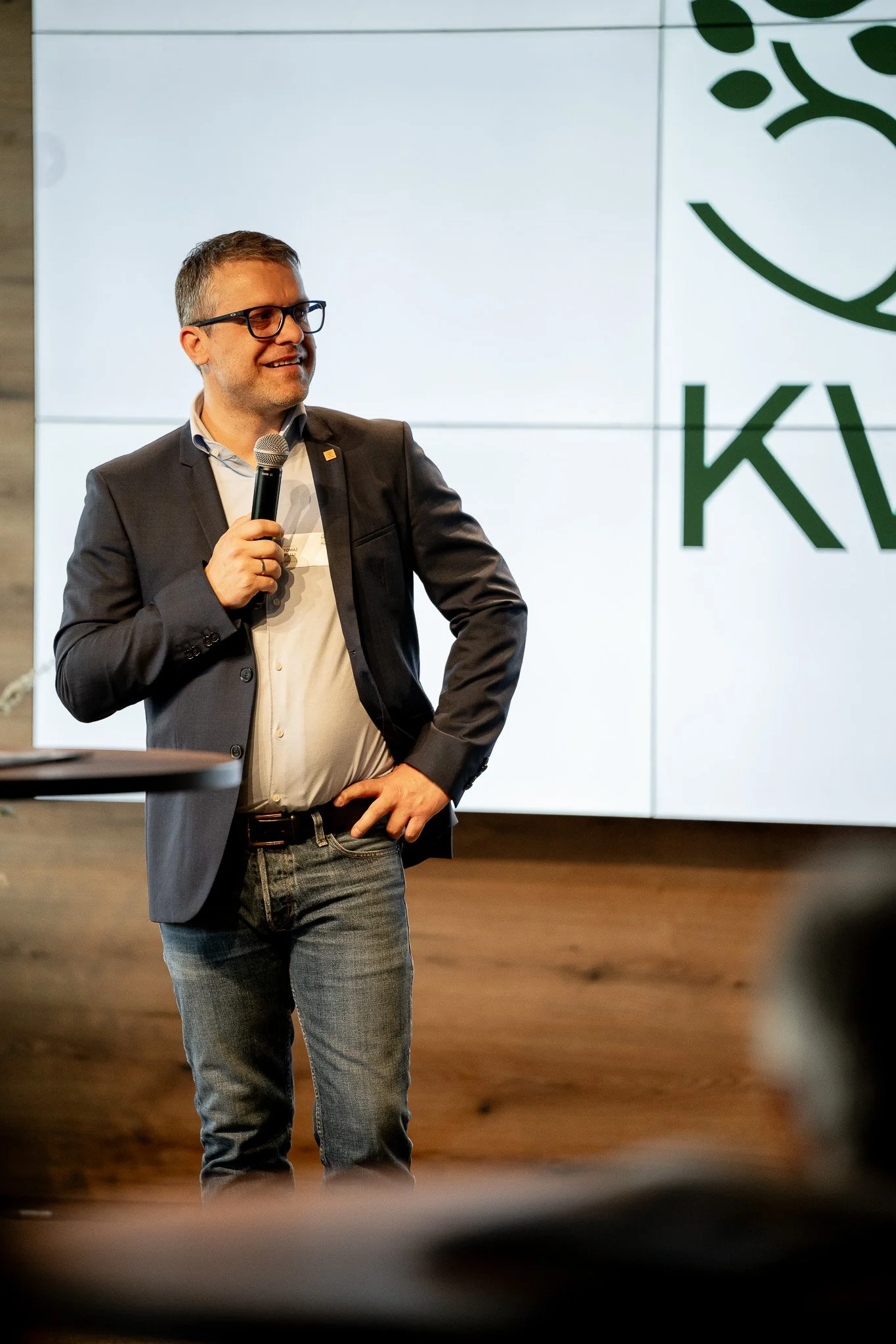 REF_4443 - 2048px.JPG