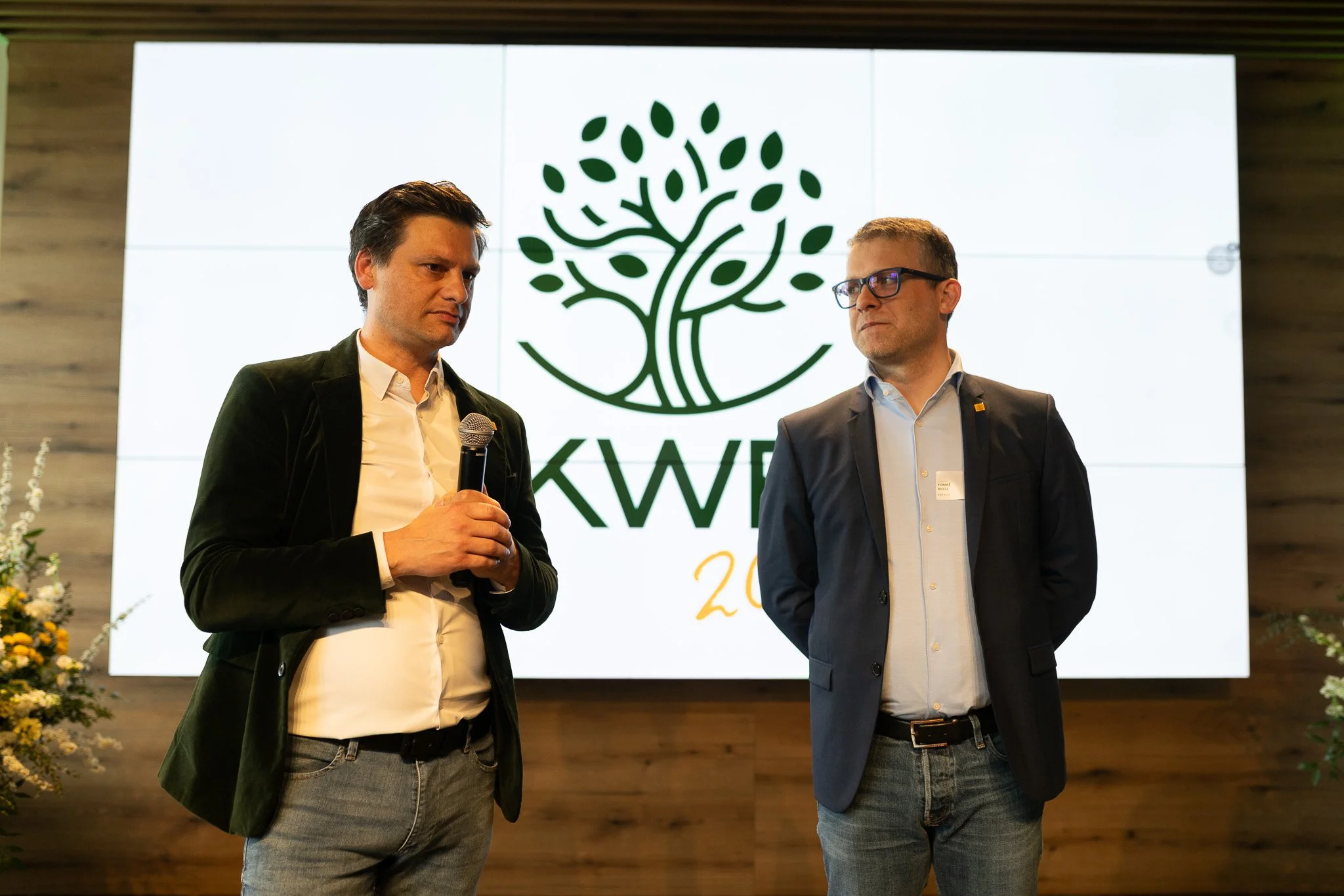 REF_4542 - 2048px.JPG