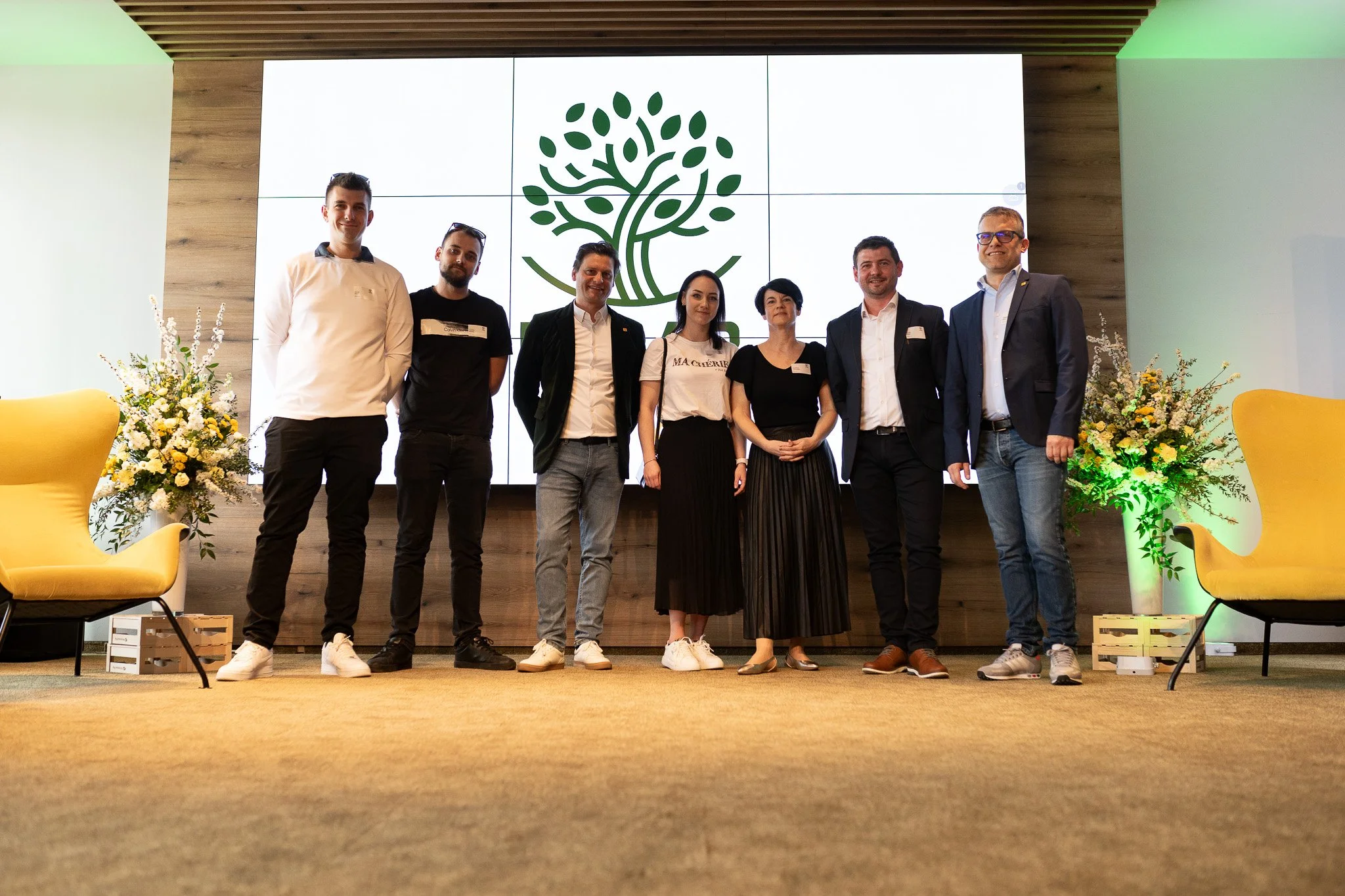 REF_4693 - 2048px.JPG