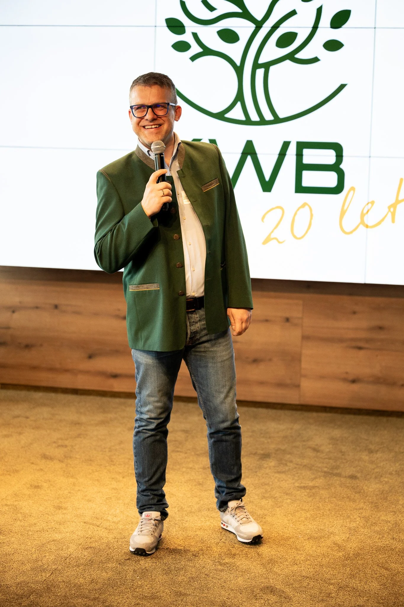 REF_4766 - 2048px.JPG