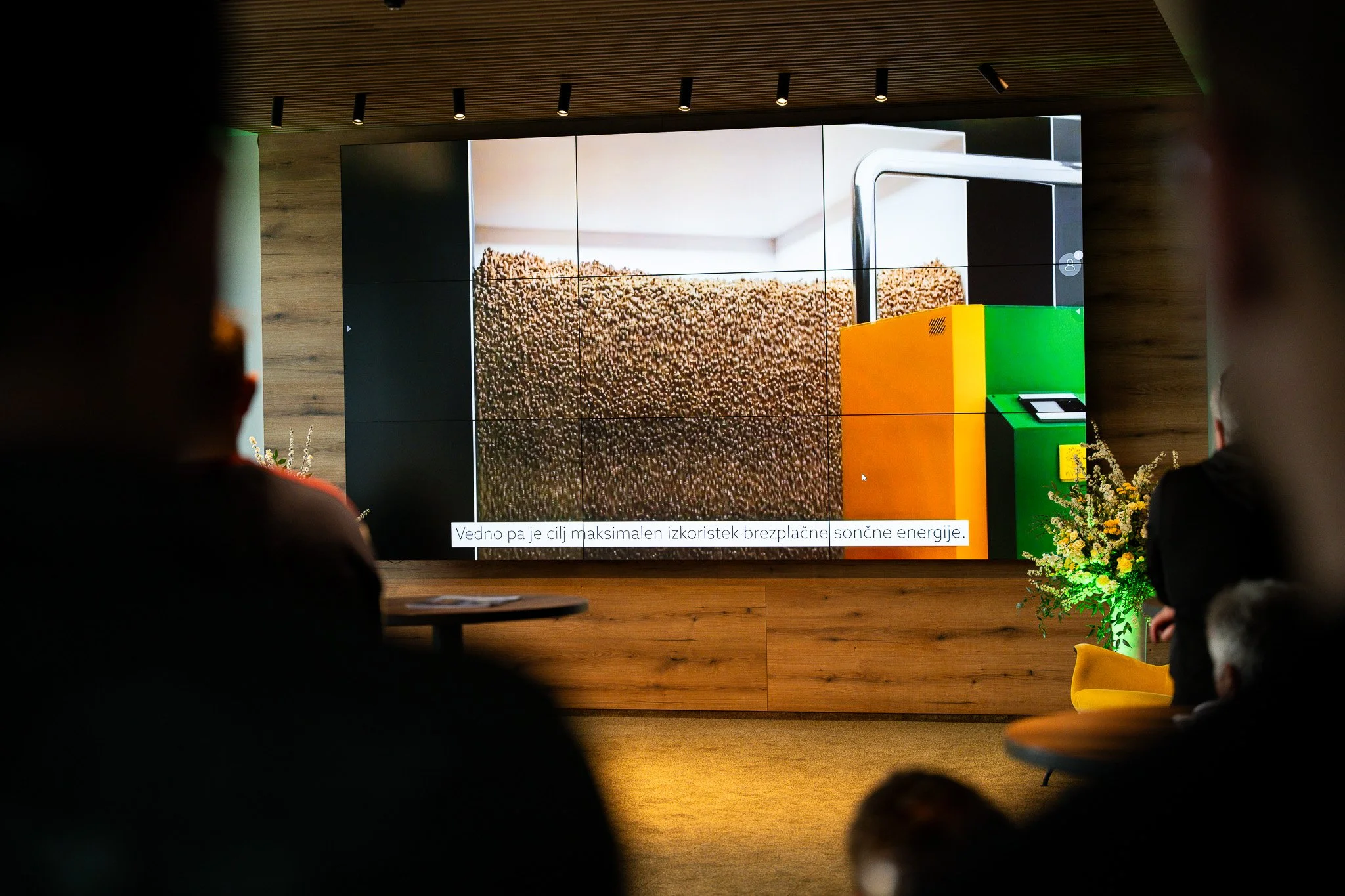 REF_4885 - 2048px.JPG