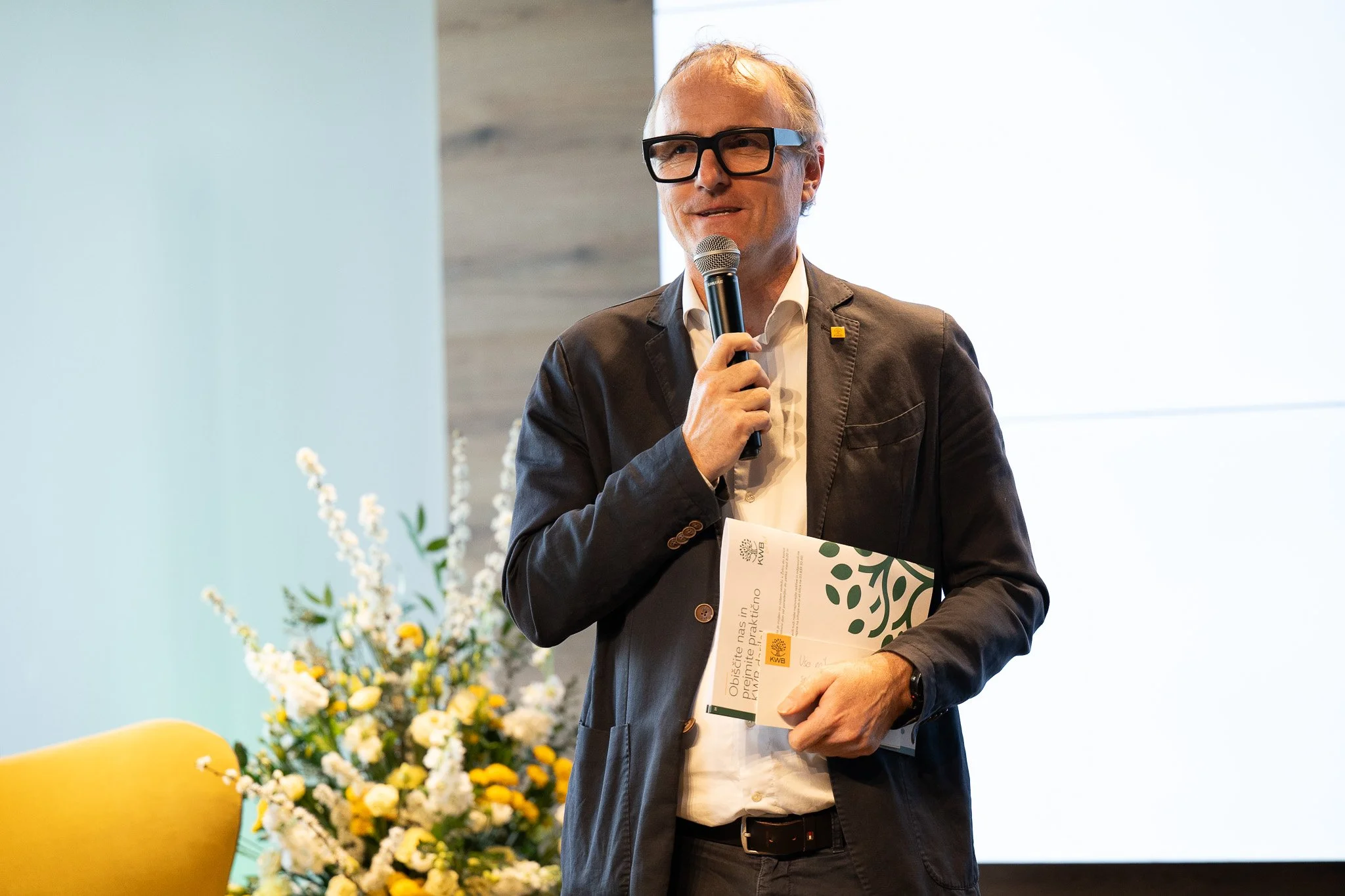 REF_4926 - 2048px.JPG