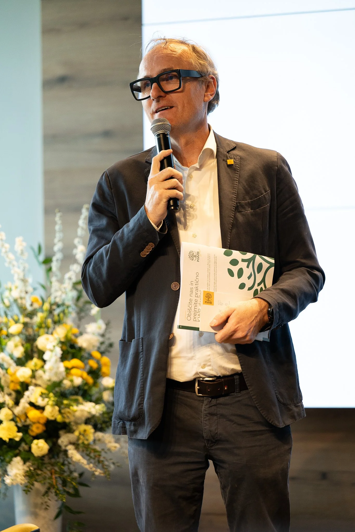 REF_4942 - 2048px.JPG