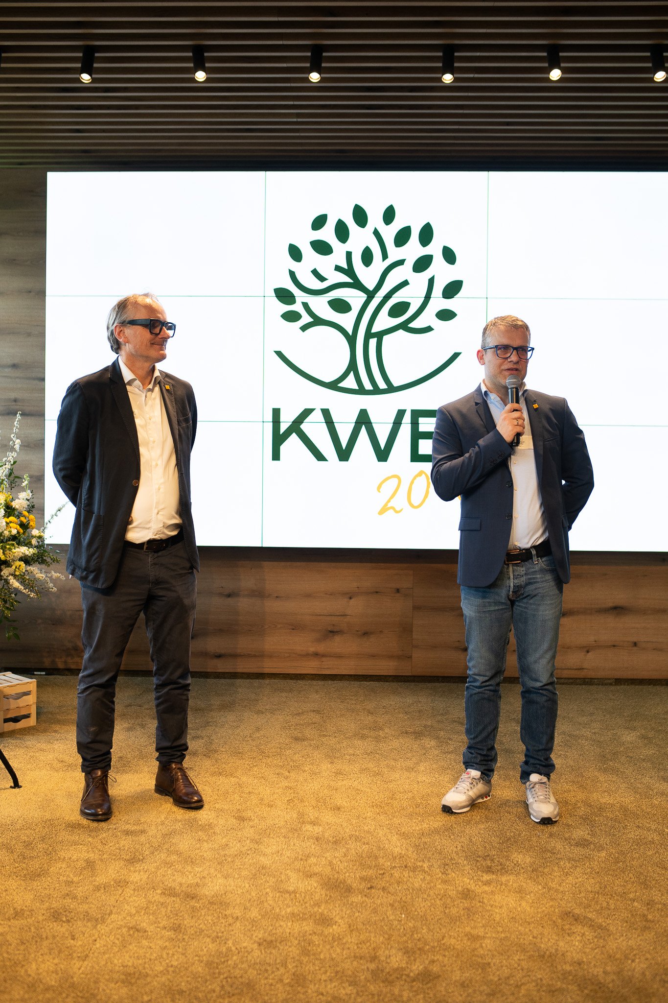 REF_4960 - 2048px.JPG