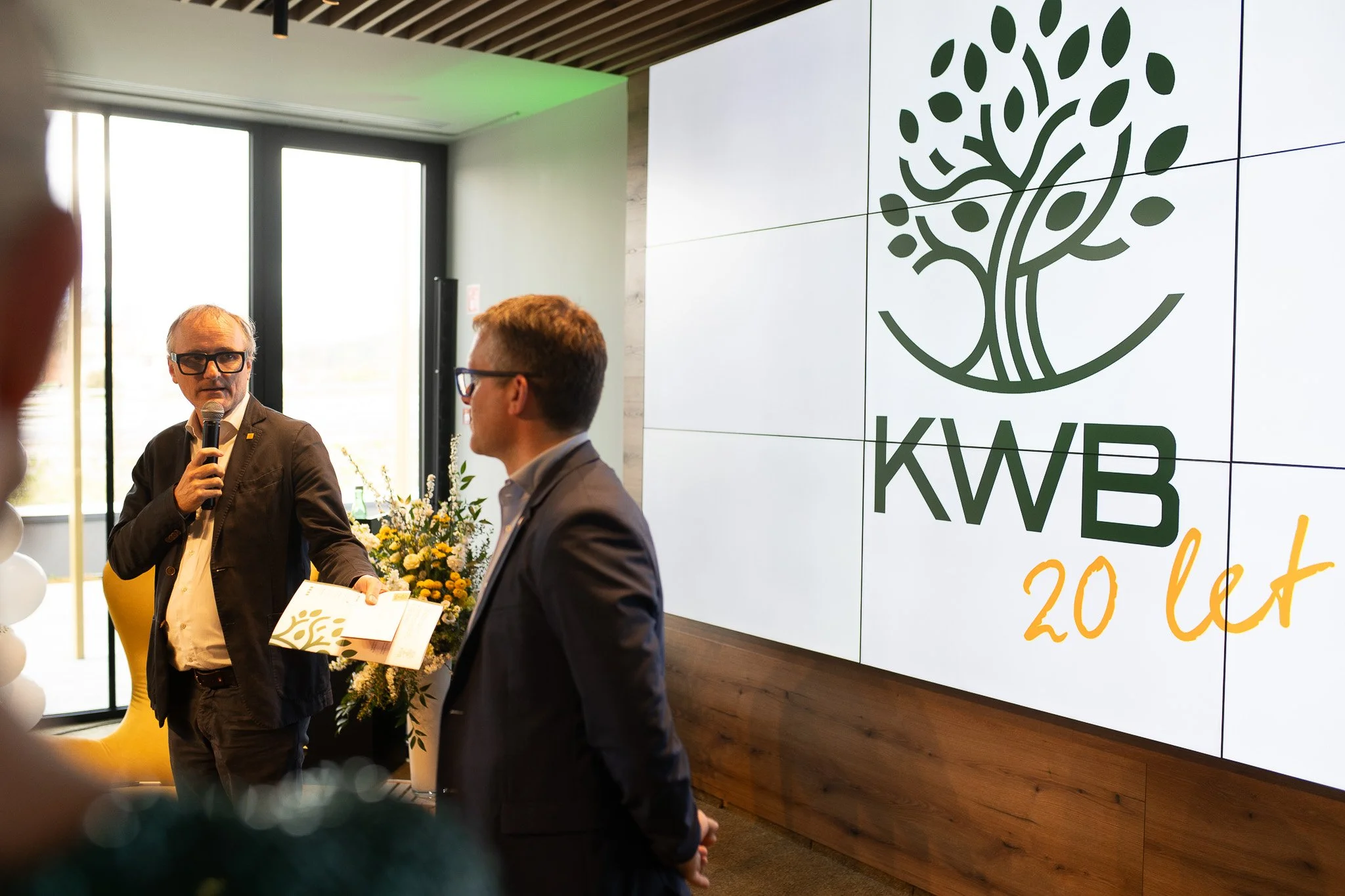 REF_4968 - 2048px.JPG