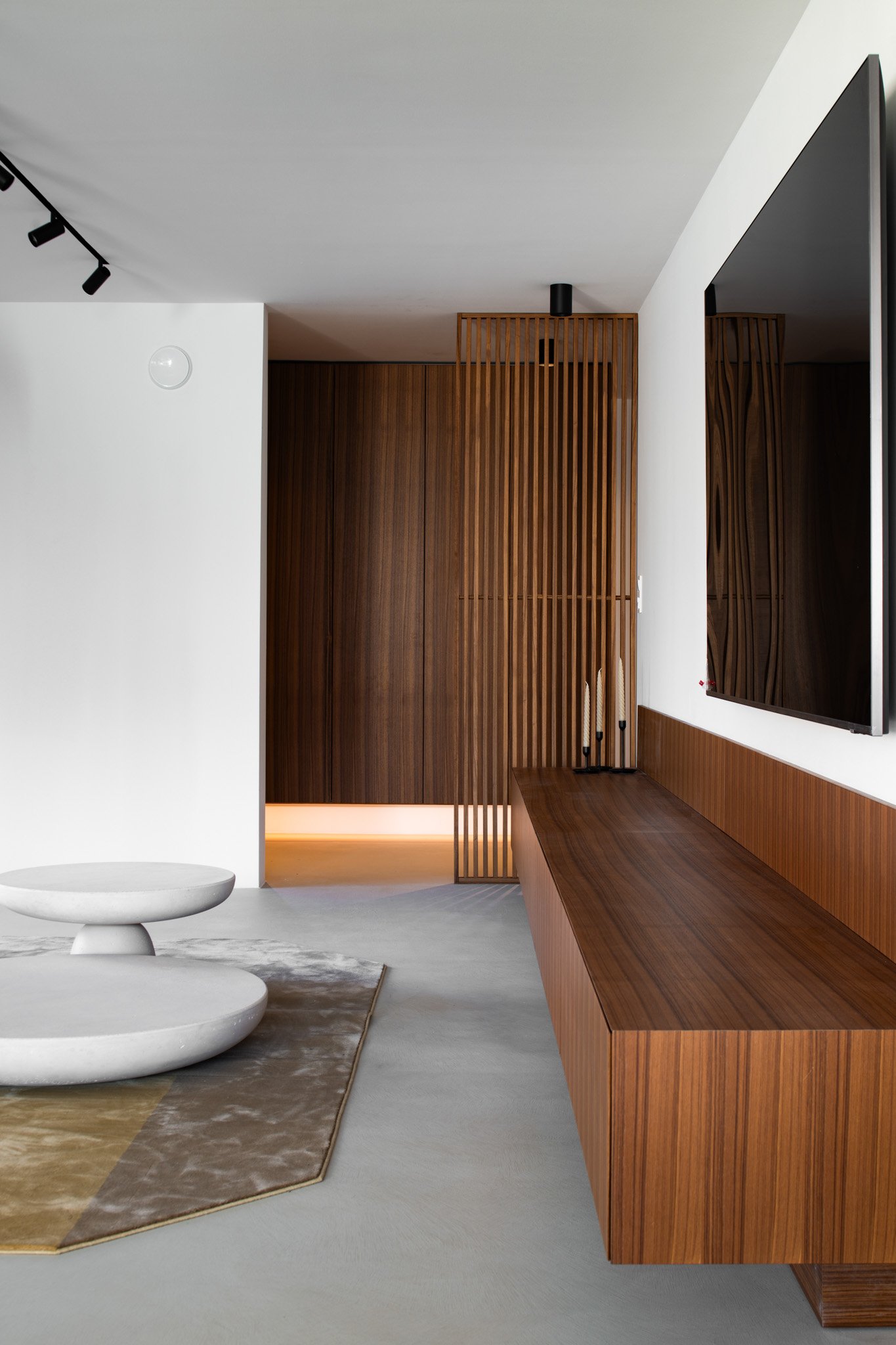 REF_2755 - 2048px.JPG