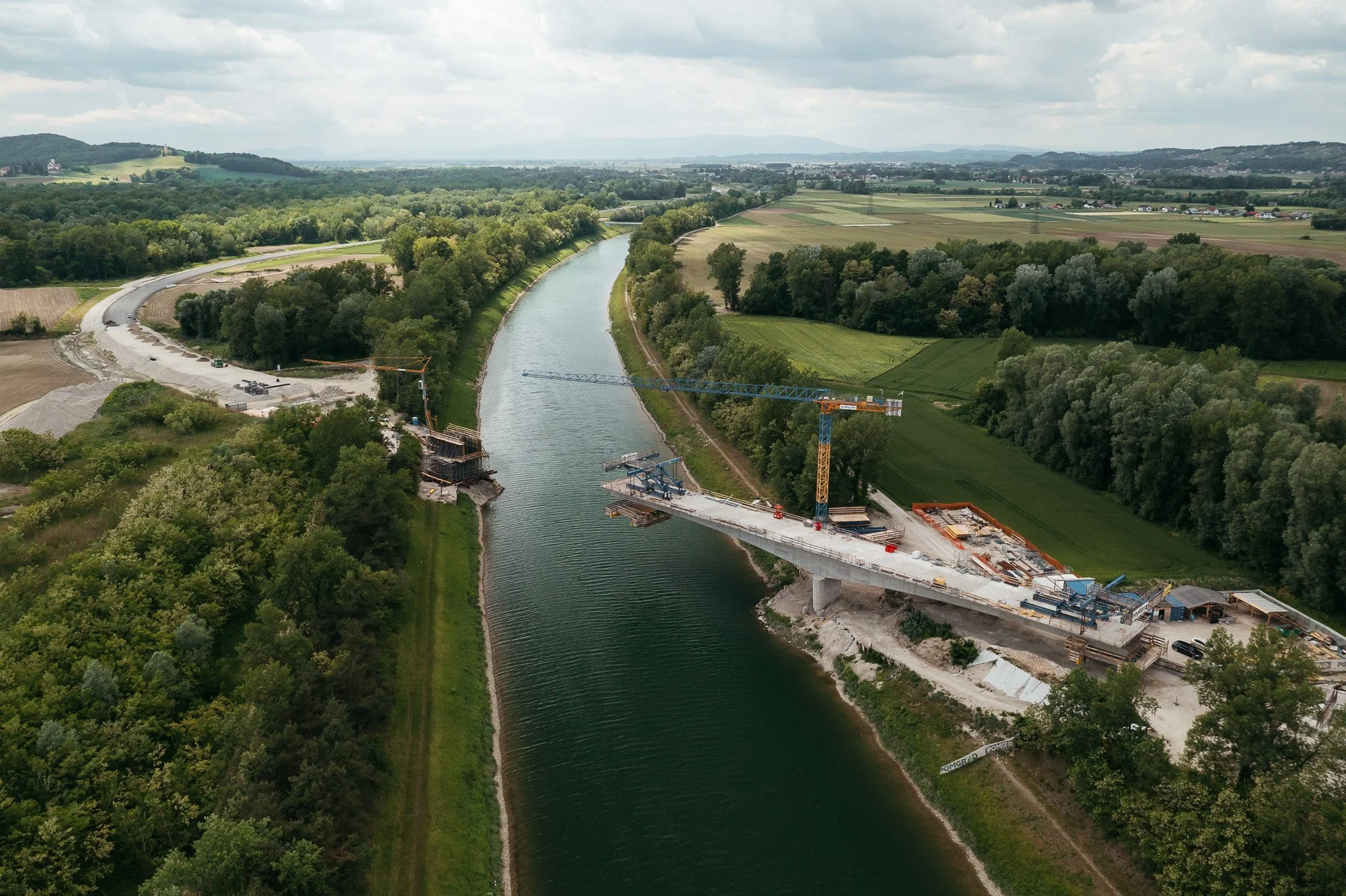 DJI_0158 - 2048px.JPG