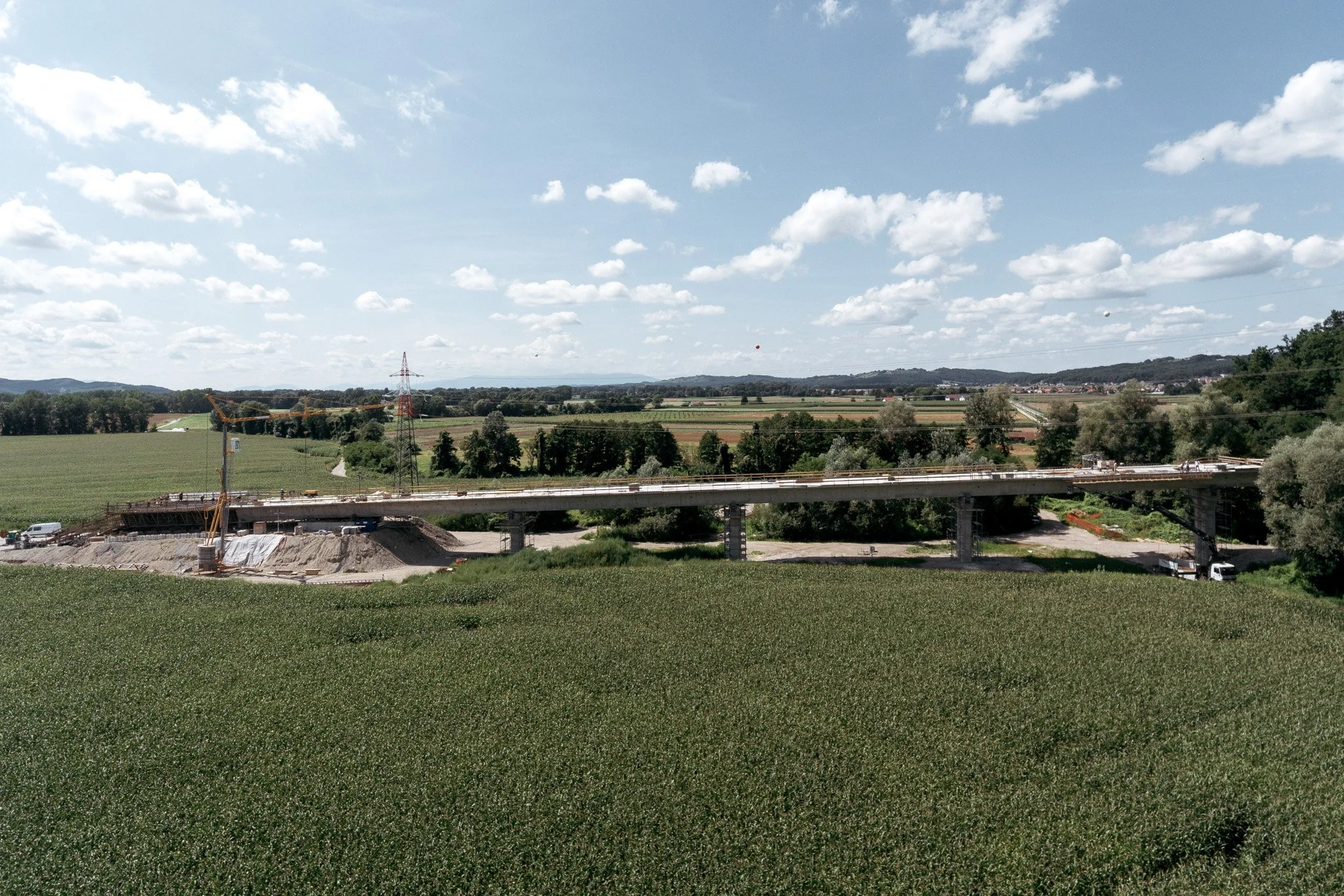 DJI_0061 - 2048px.JPG