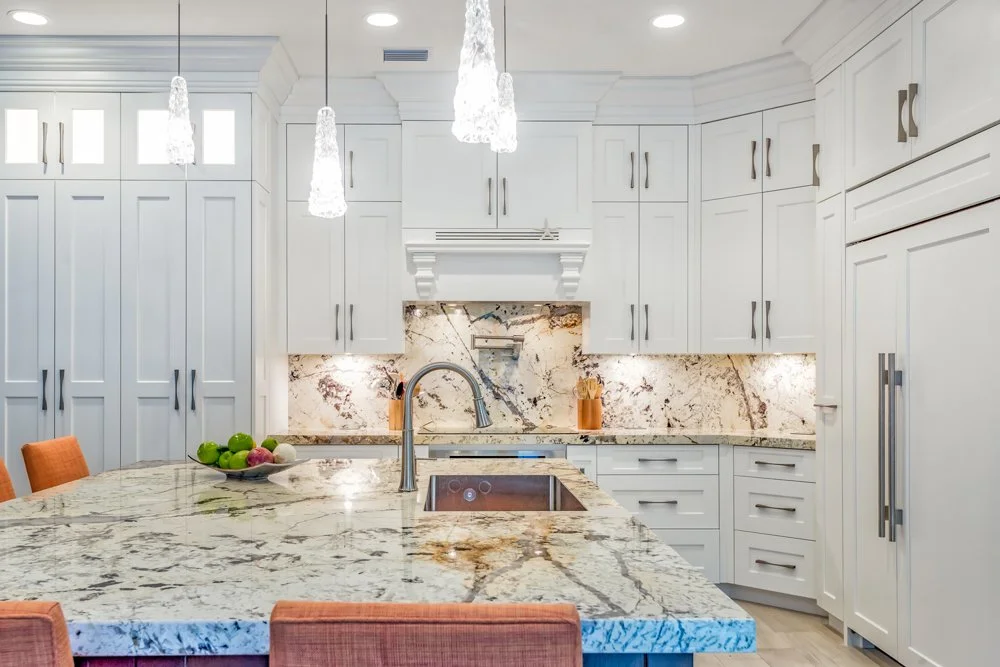 KITCHEN AND BAR_-3.JPG