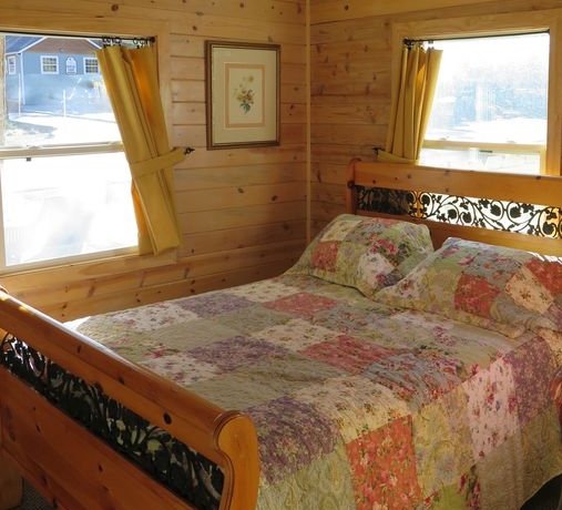 Big Bear Master Room.jpg