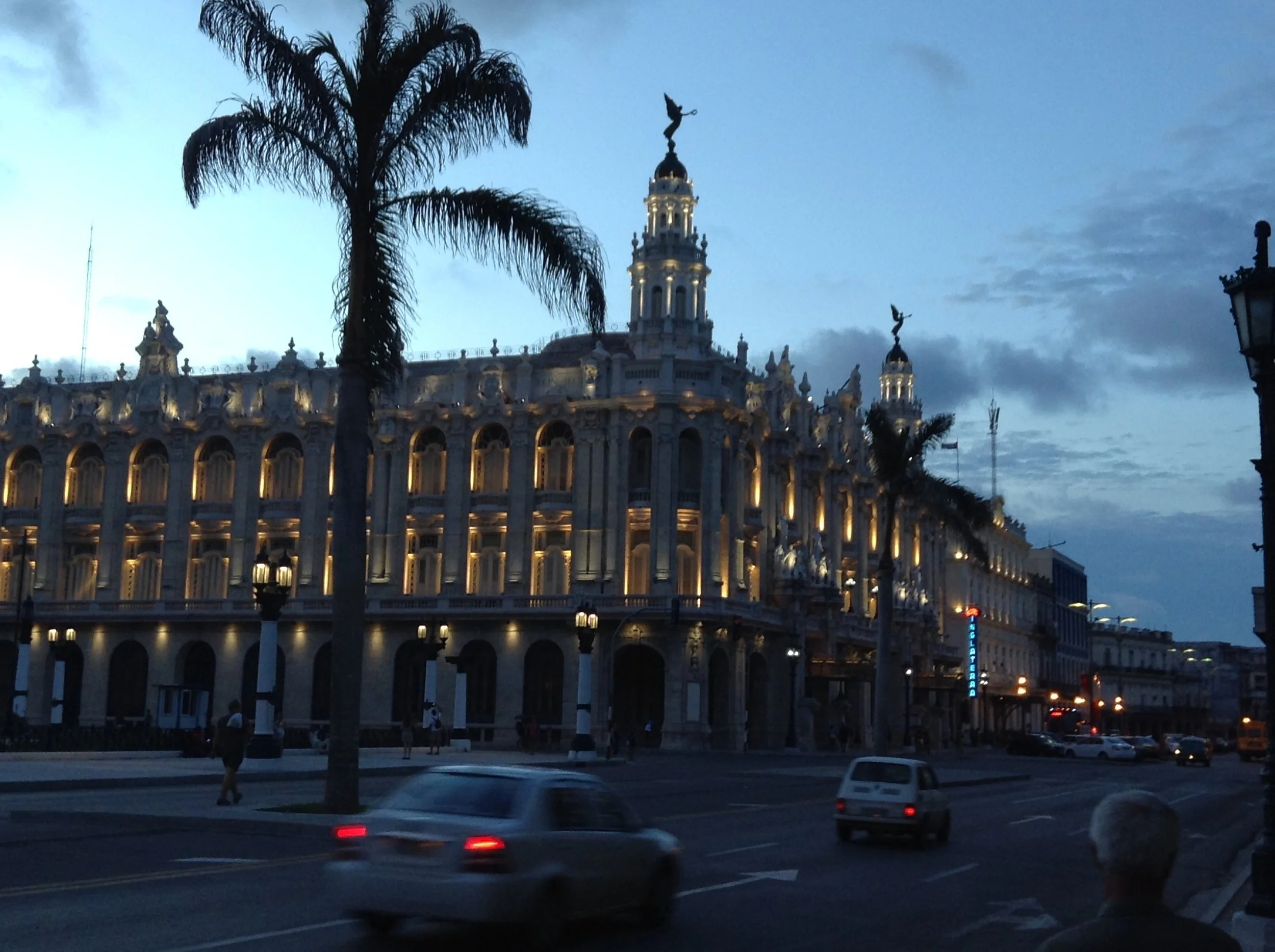 Havana at night.JPG