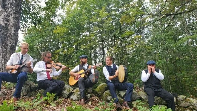 Summer Concert Series: JD and The Stonemasons with Liz and Dan Faiella  