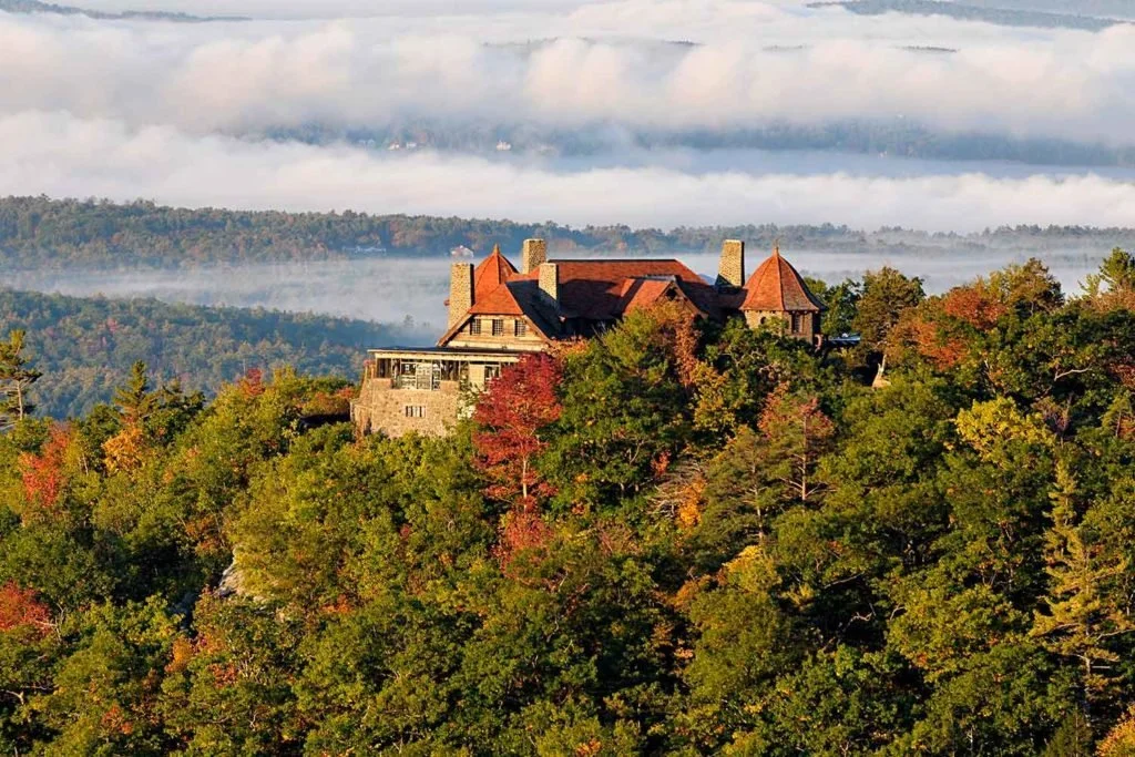 Volunteer Trip to Castle in the Clouds