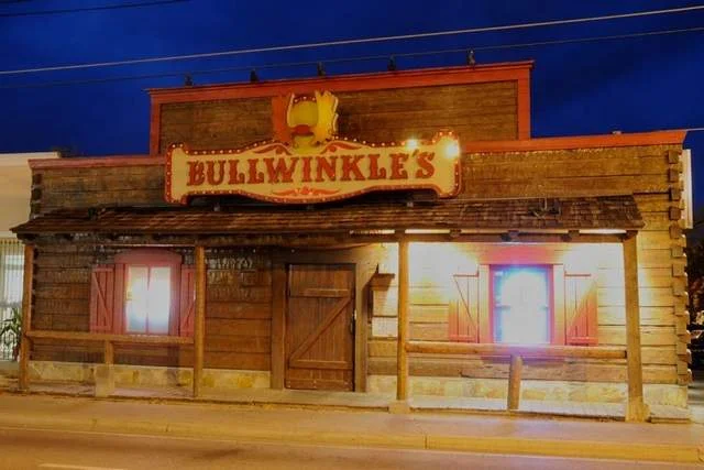 Professor Attempts to Relate to Students by Holding Finals at Bullwinkle’s