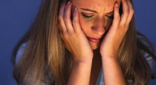 Girl Experiences St Patrick’s Day Crisis Because Green Isn’t Really Her Color