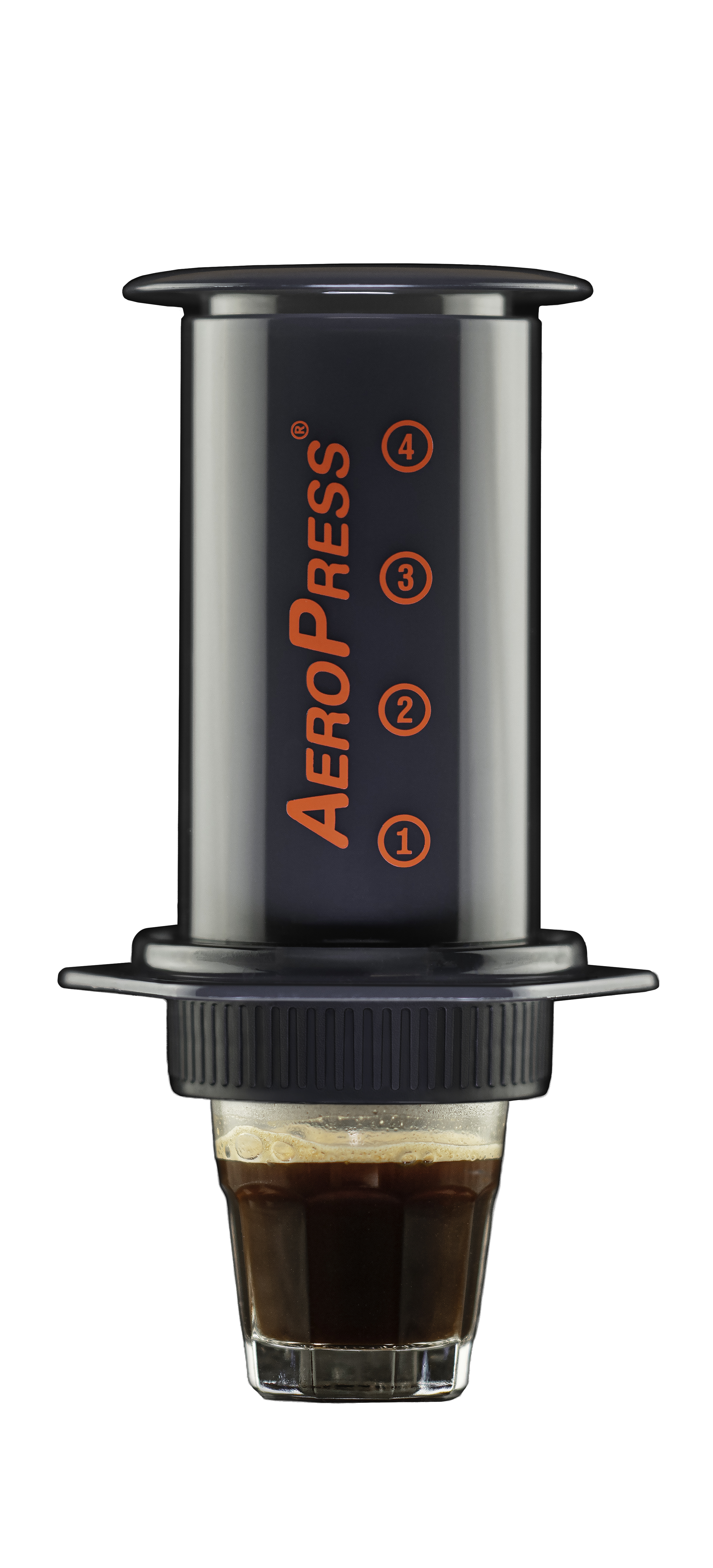 Flow control filter cap with coffee flowing through