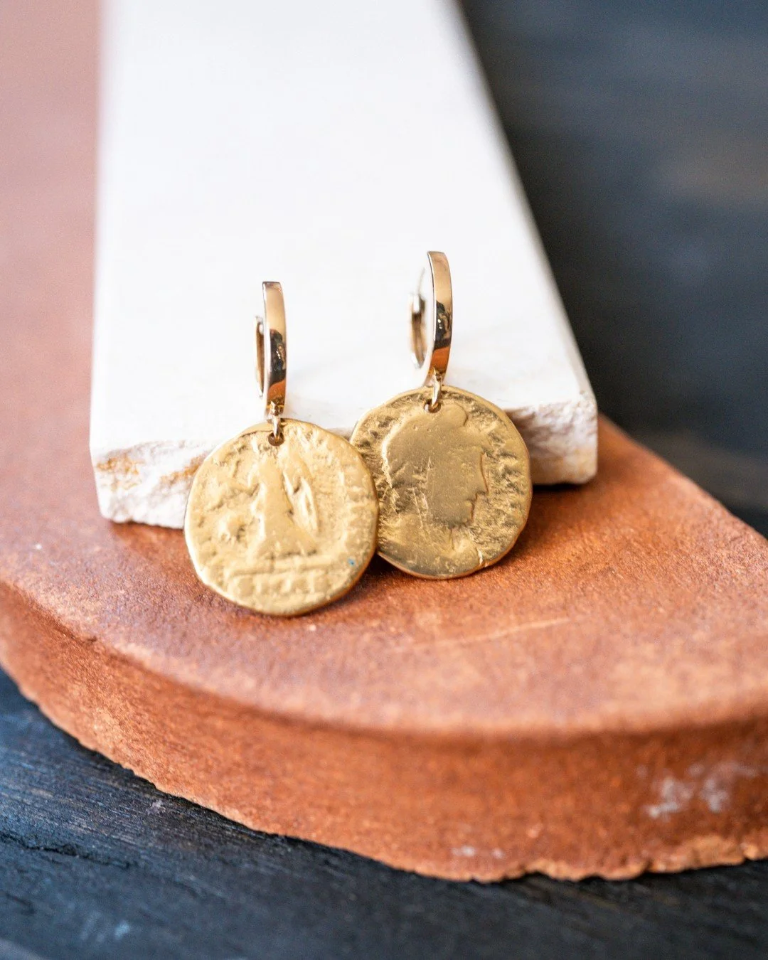 ✨A treasure hunt 1,700 years in the making. ✨

I found these Roman coins at a flea market in Italy last summer, tucked away on a worn velvet cloth. After some research, I discovered they were minted way back around 300 AD!

To keep that history alive