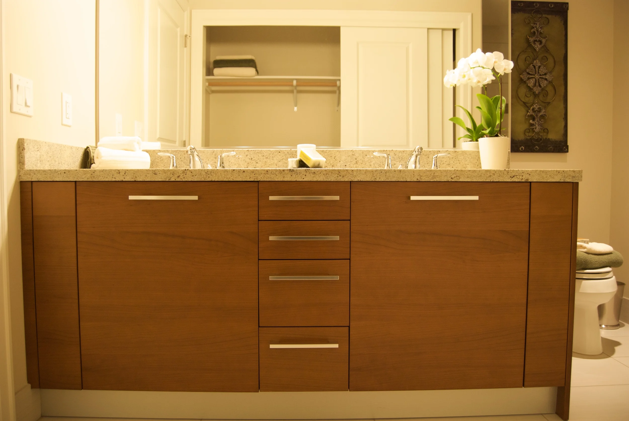 Master bath 5.jpg
