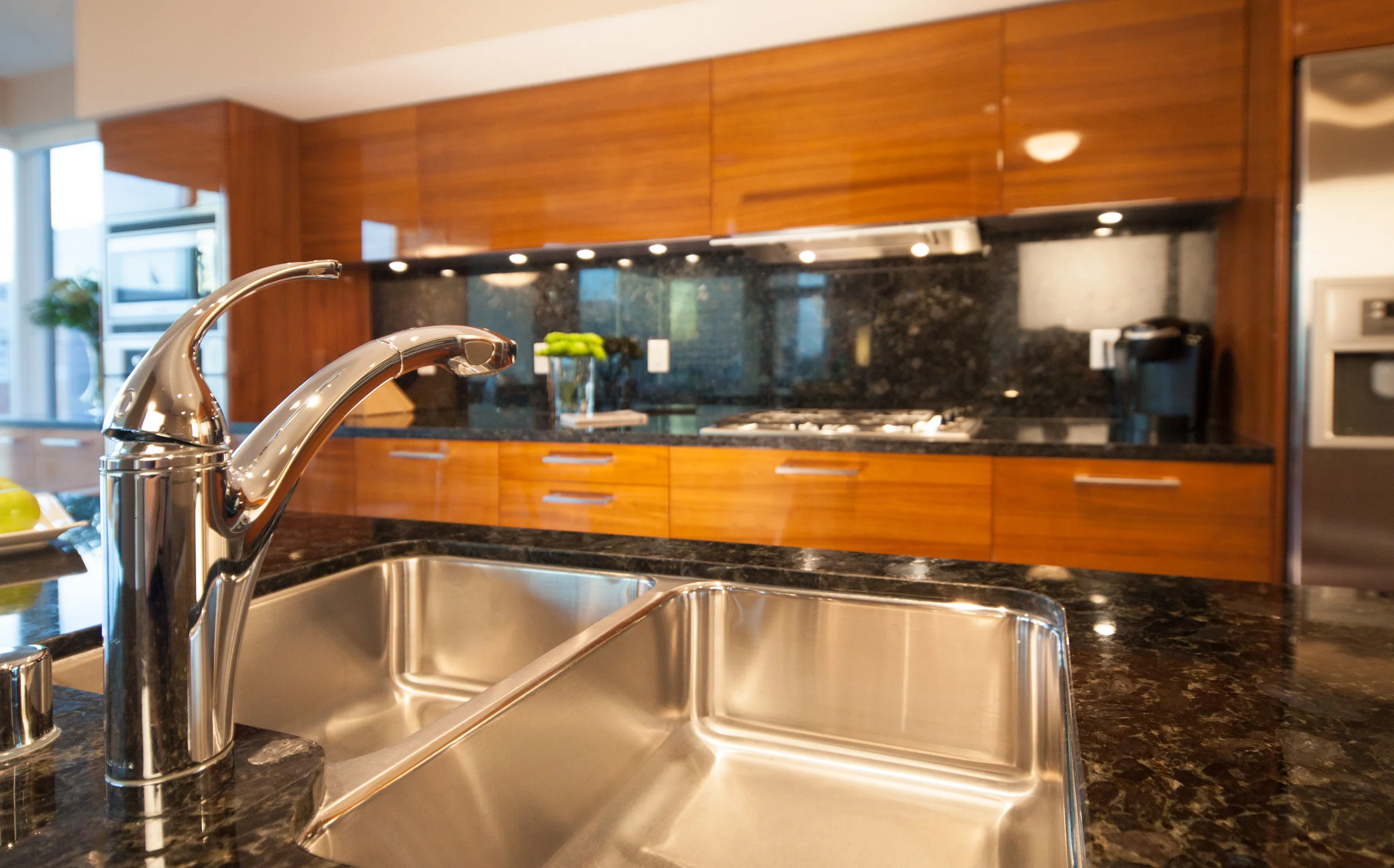 Escala 1205-94-Edit.jpg