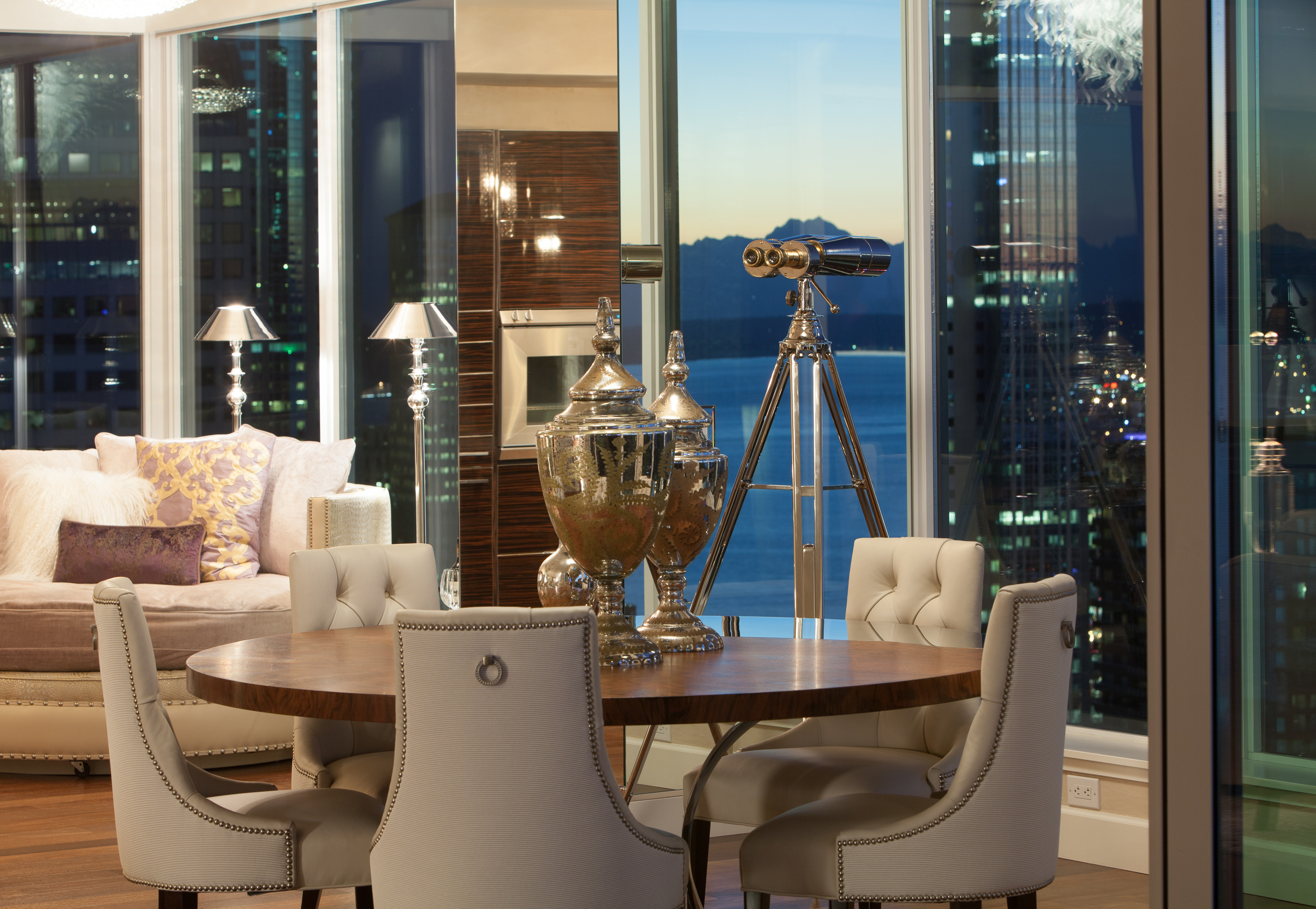 Escala-165-Edit.jpg