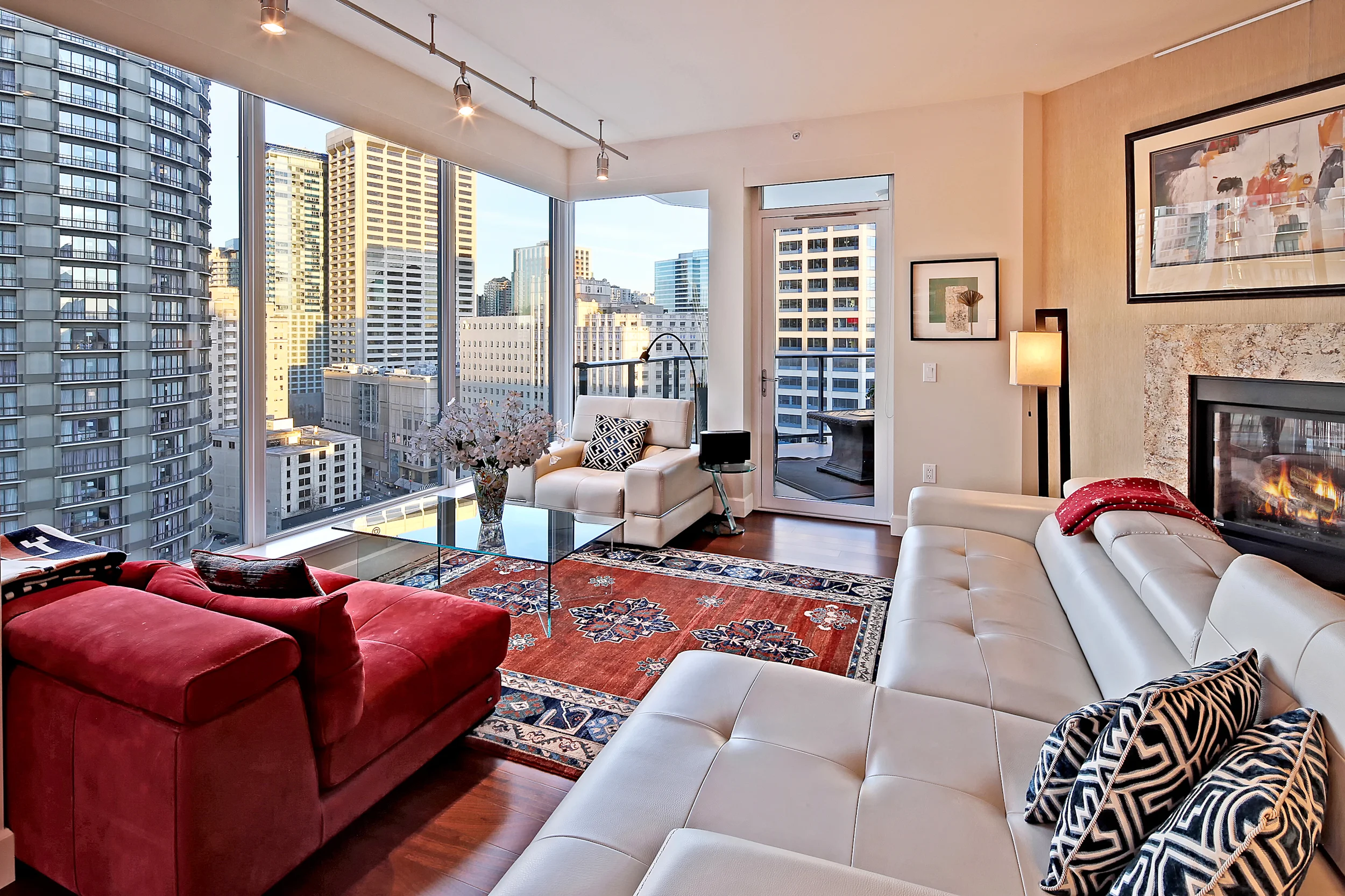LivingRoom3.jpg
