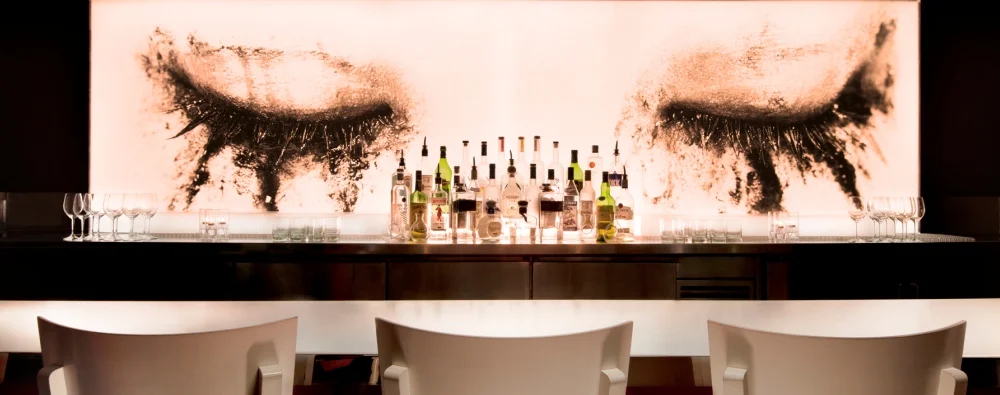 Dragon-Lounge-Bar_1000x395.jpg