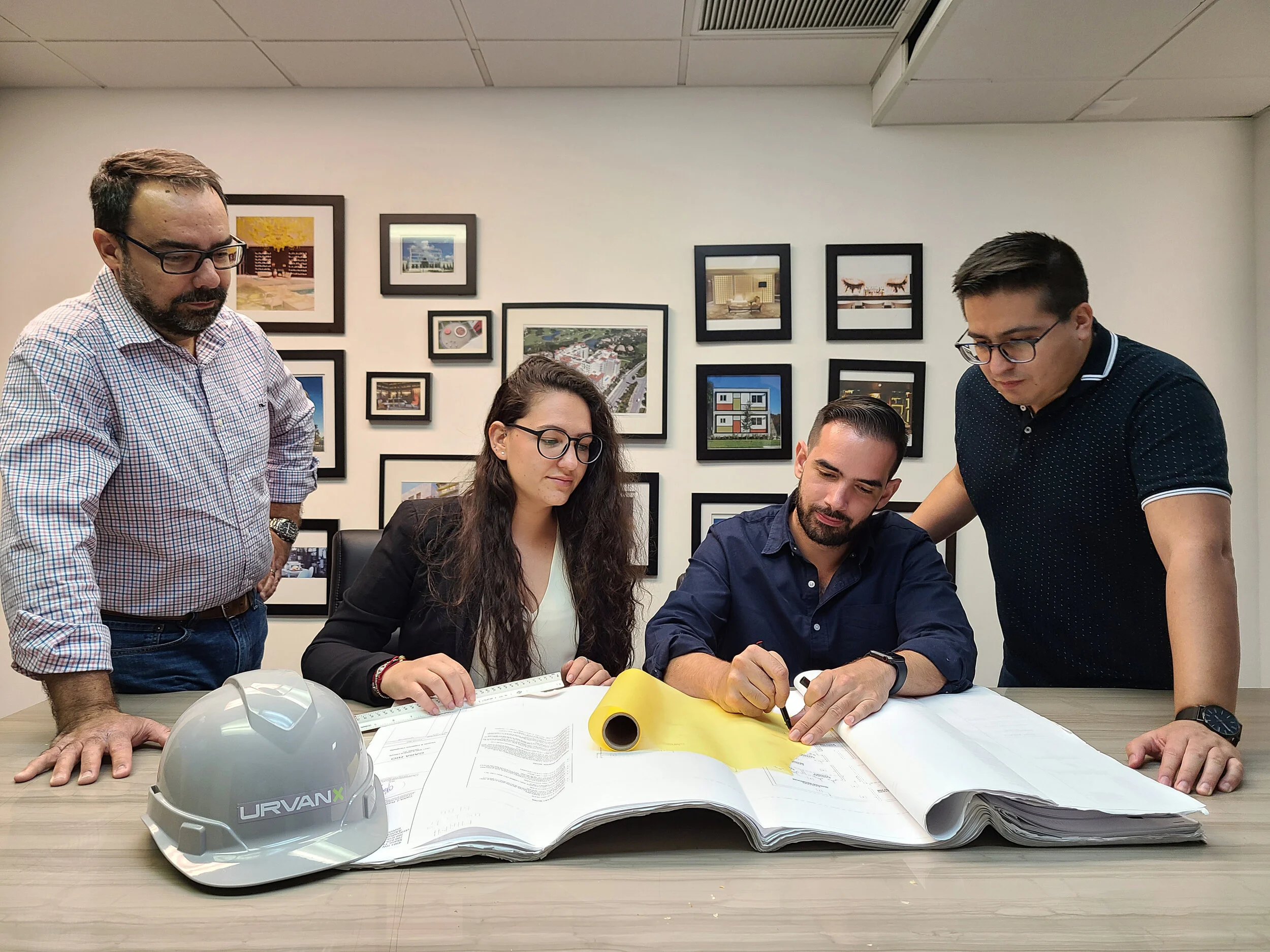 UrvanX-Team-01-2021.jpg