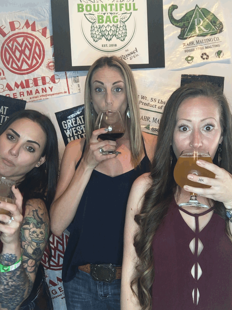I5DHKC-190414195230.gif