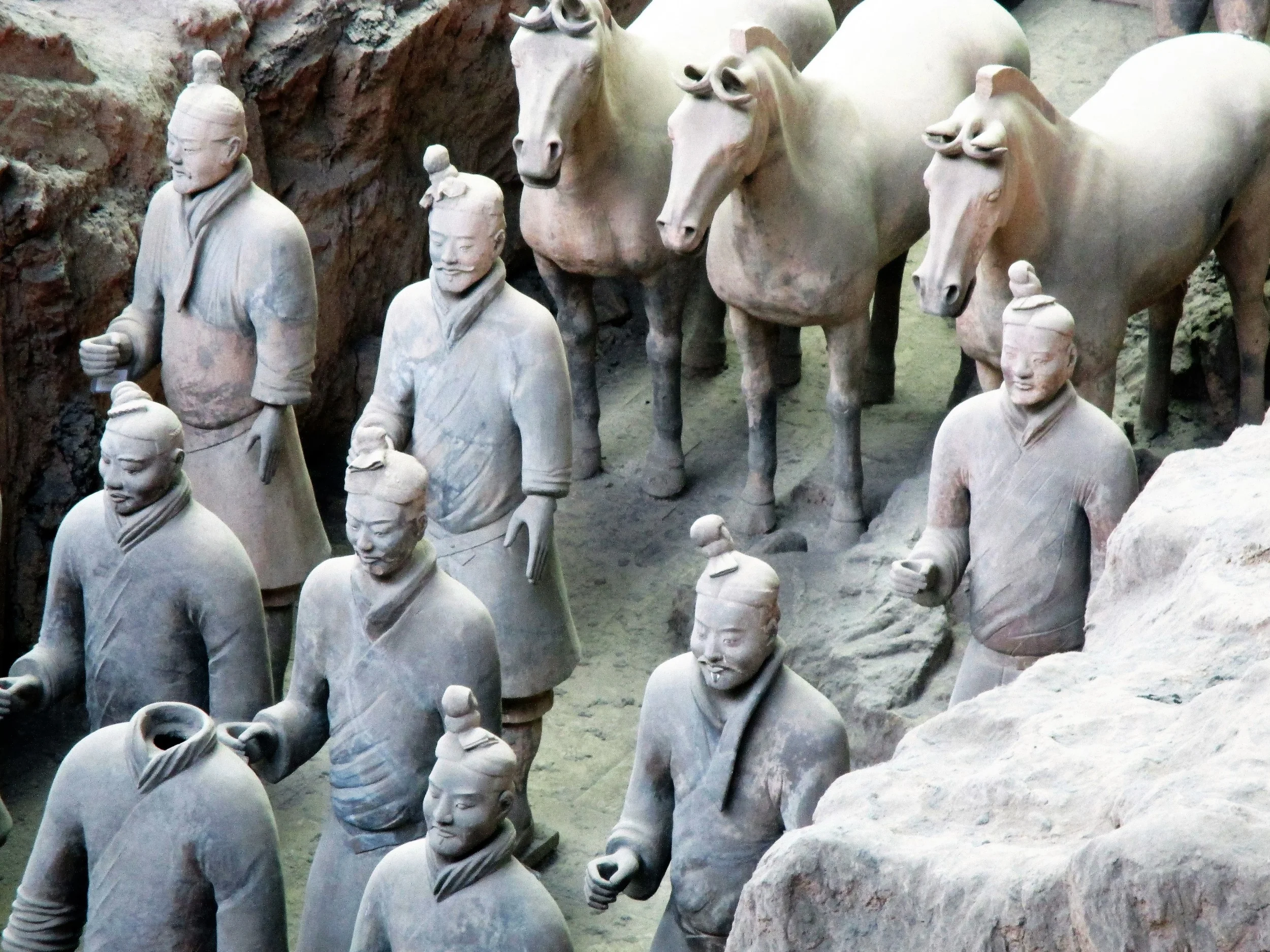 Terracotta-Warriors-Xian-China-Raj-Bharti.JPG